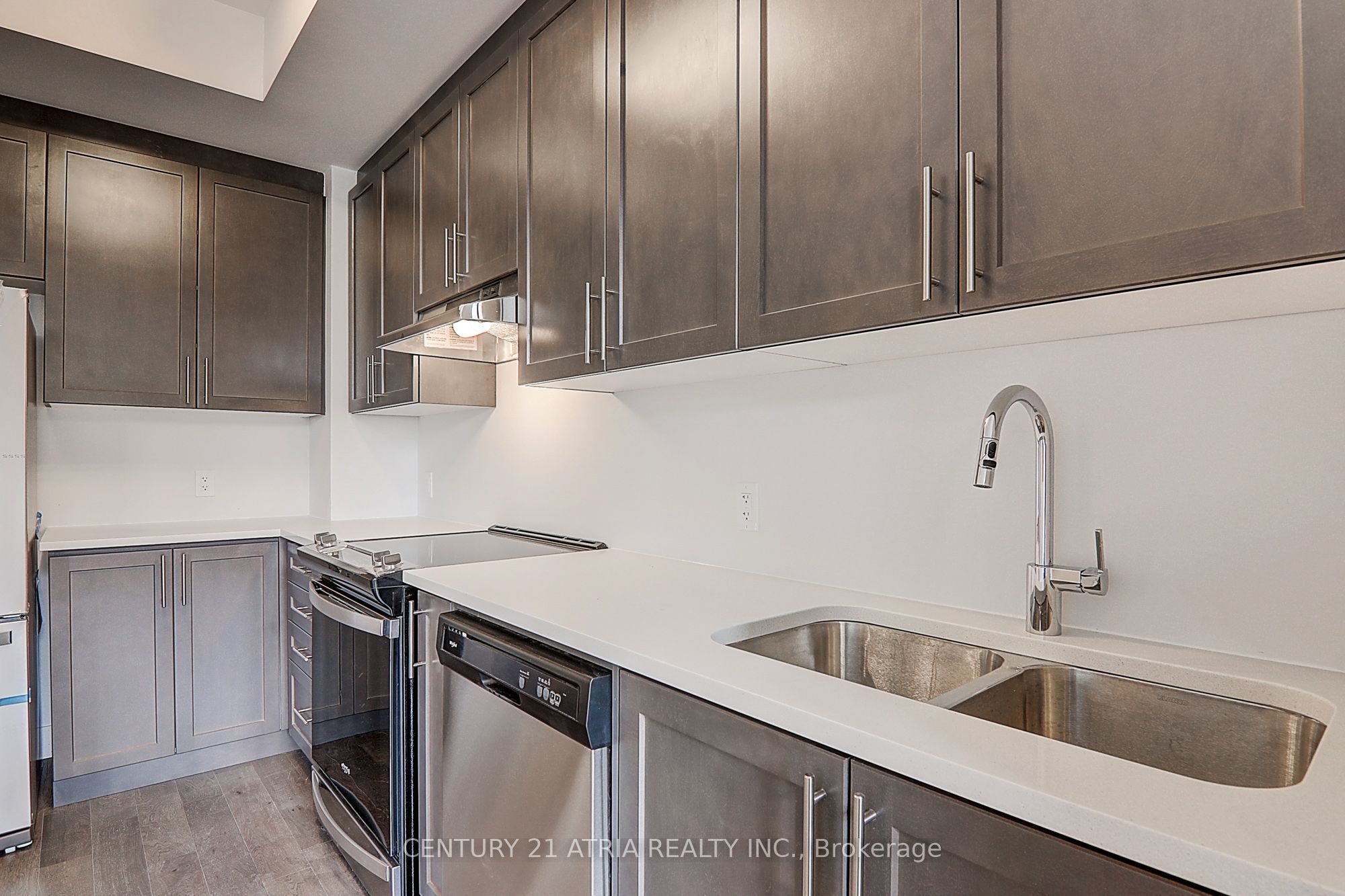 9580 Islington Avenue L-140 Property Photo 8
