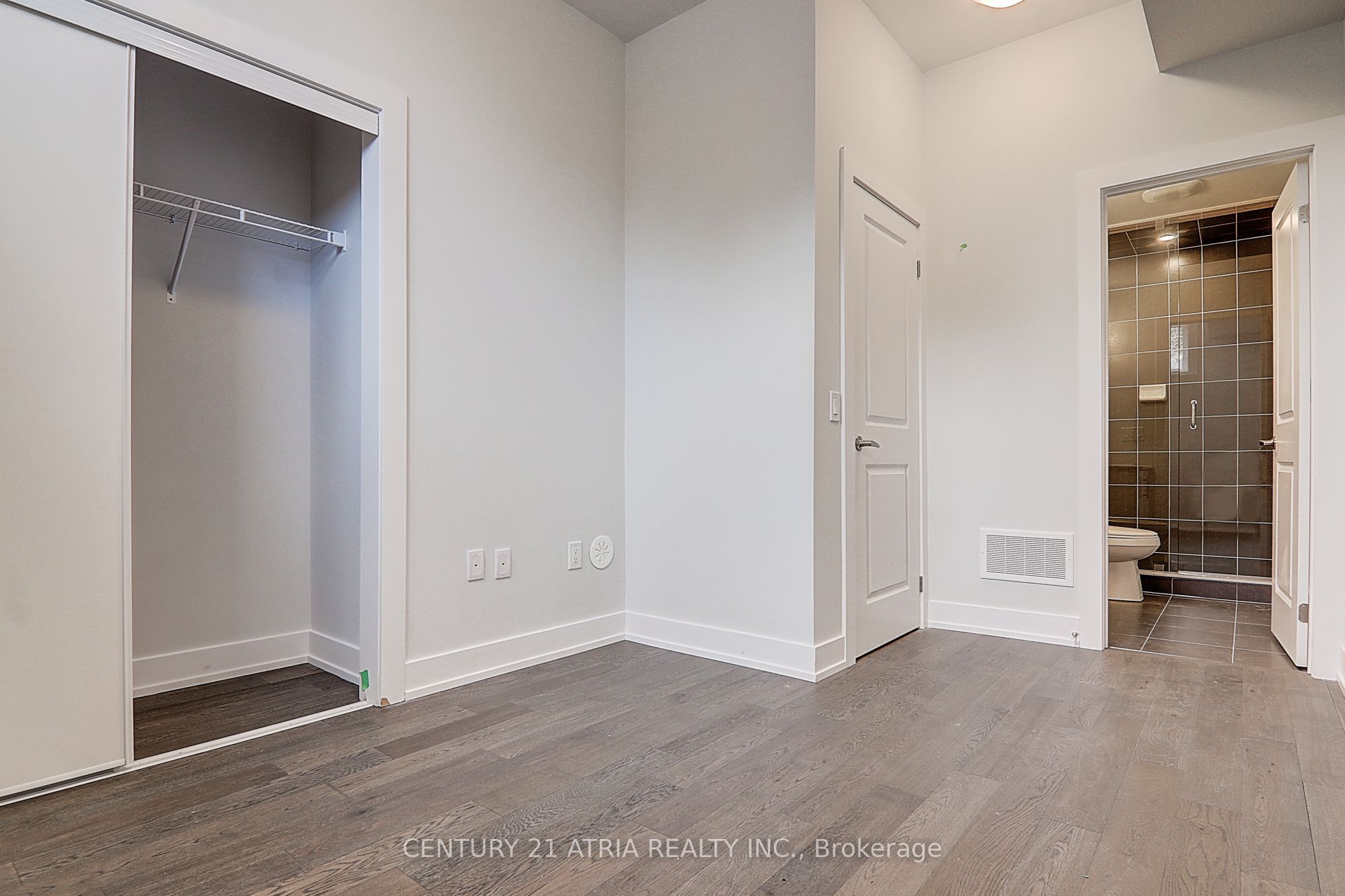 9580 Islington Avenue L-140 Property Photo 14