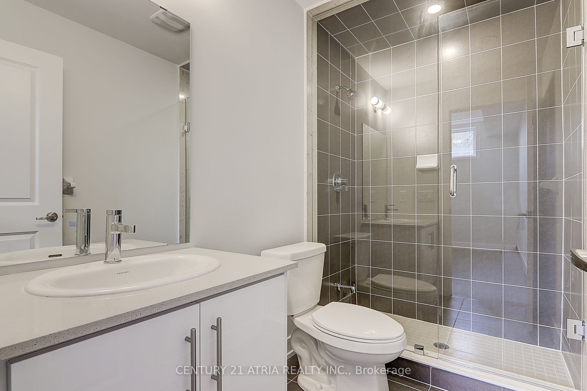 9580 Islington Avenue L-140 Property Photo 15