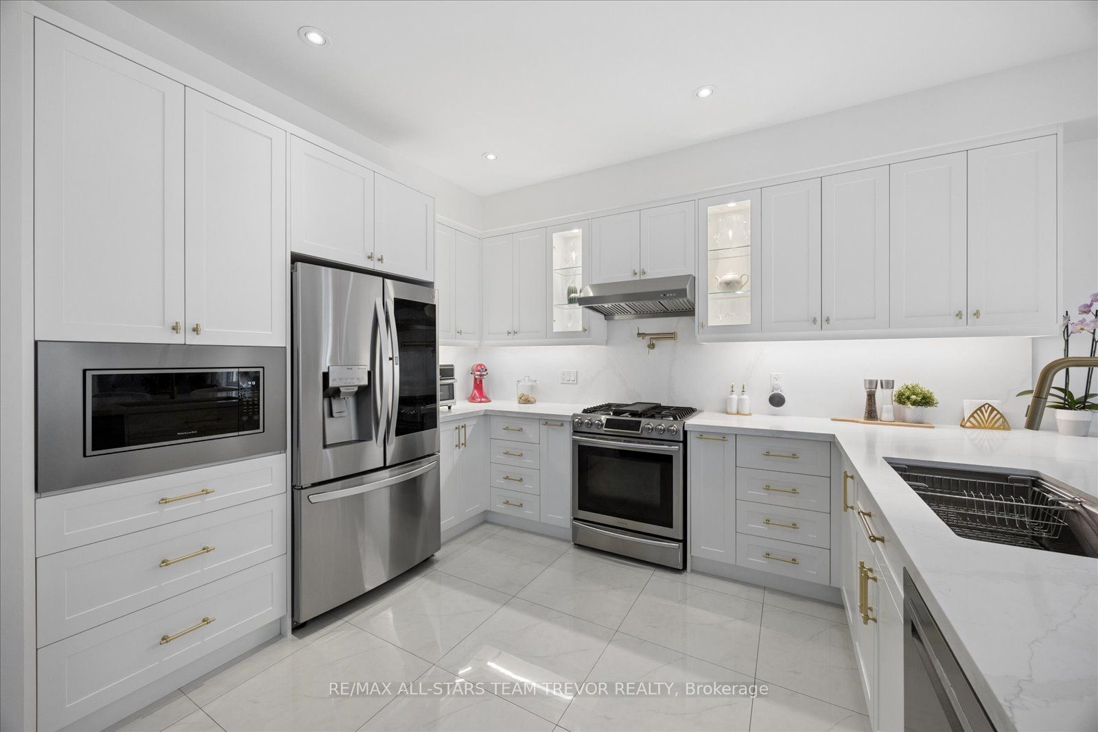24 Scotia Road Property Photo 4