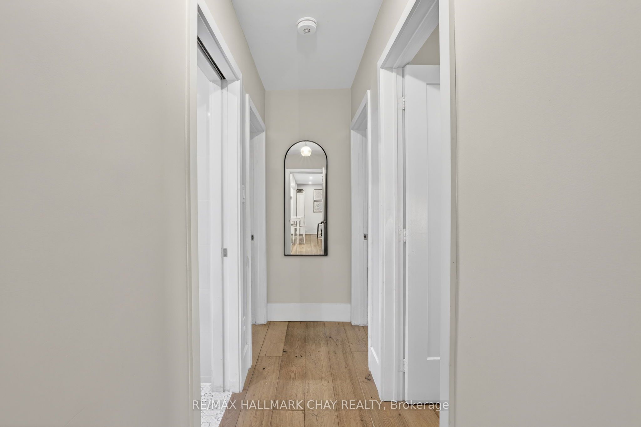 1587 Mount Albert Road Property Photo 16