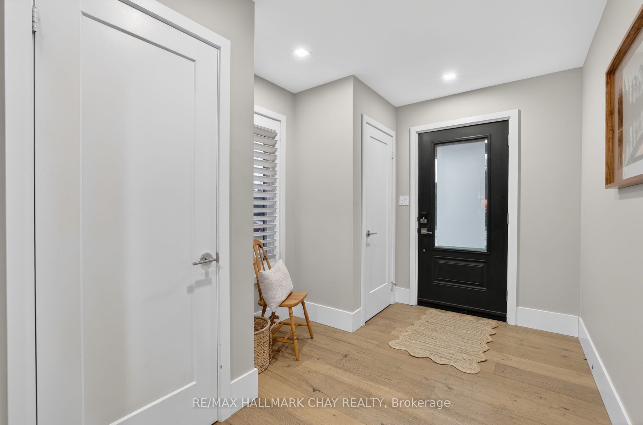 1587 Mount Albert Road Property Photo 36