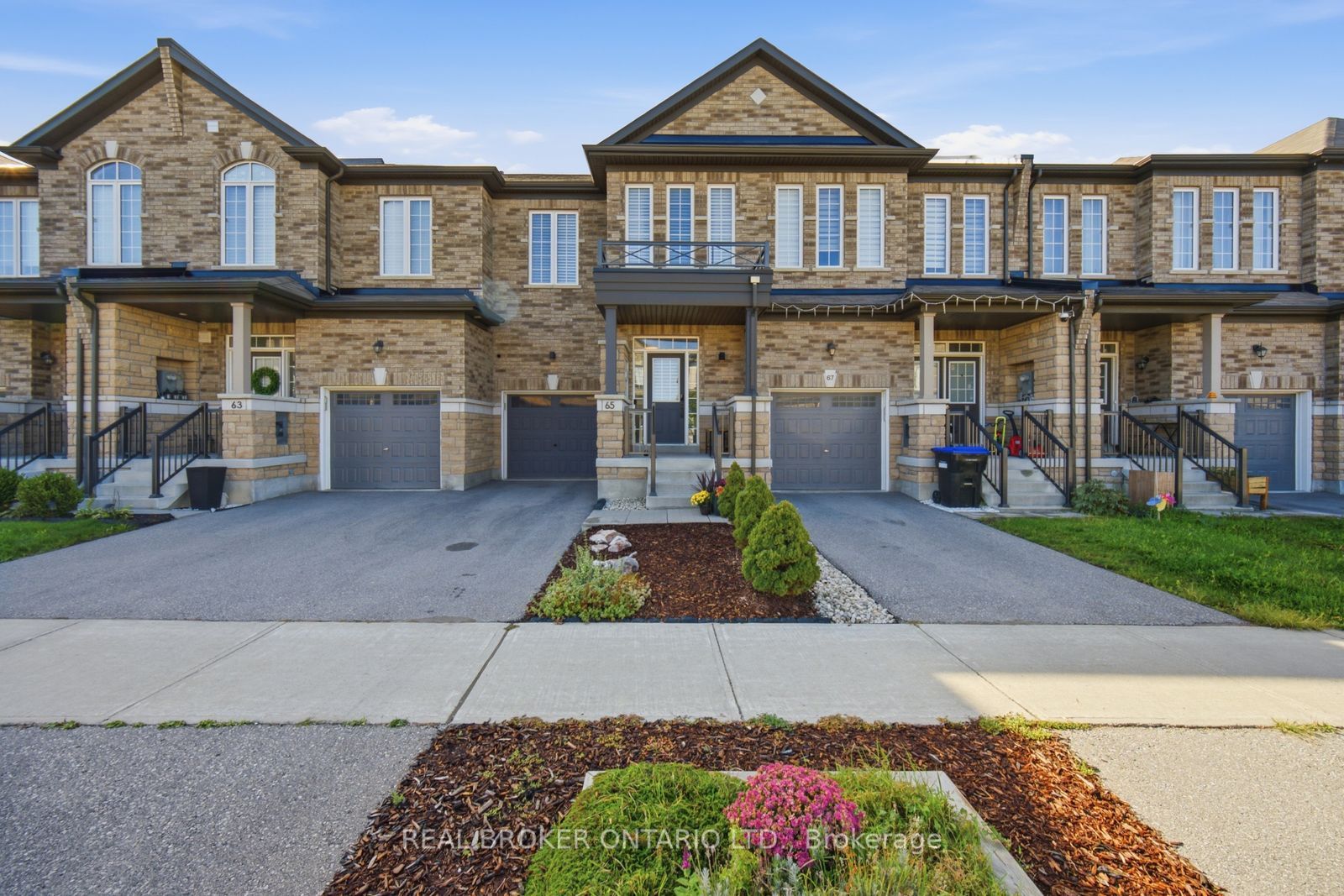 65 Blackwell Crescent Property Photo 3