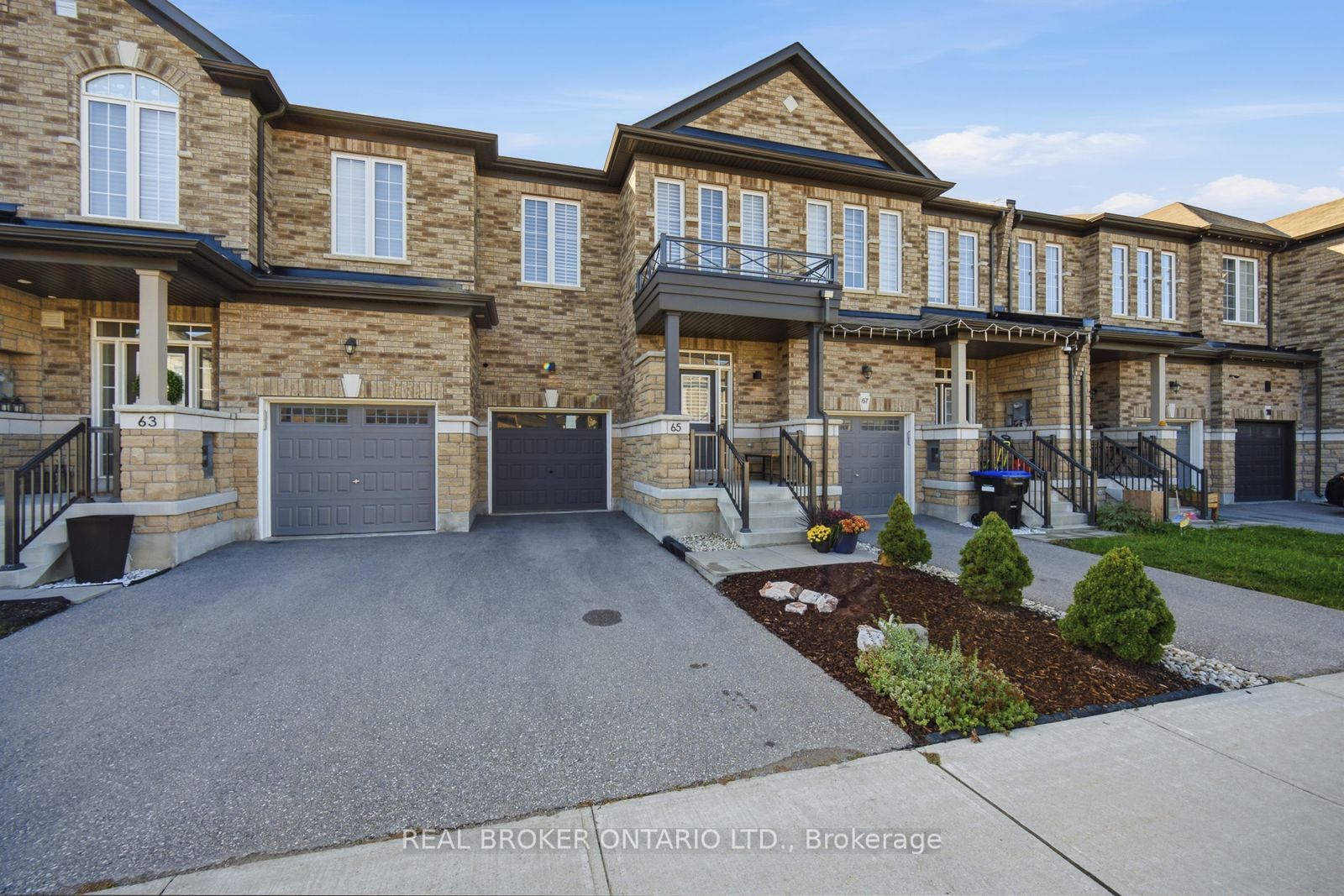 65 Blackwell Crescent Property Photo 4