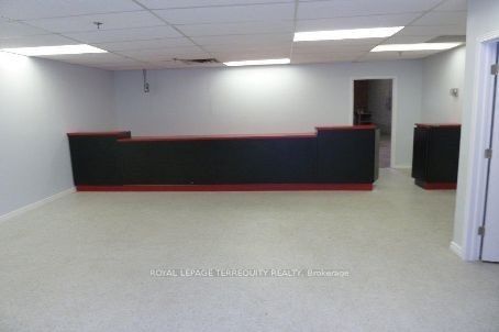 524 Hood Road Property Photo 3