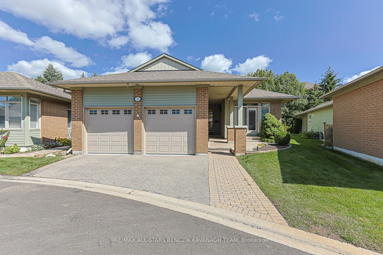 9 Warnock Green Way Property Photo 1
