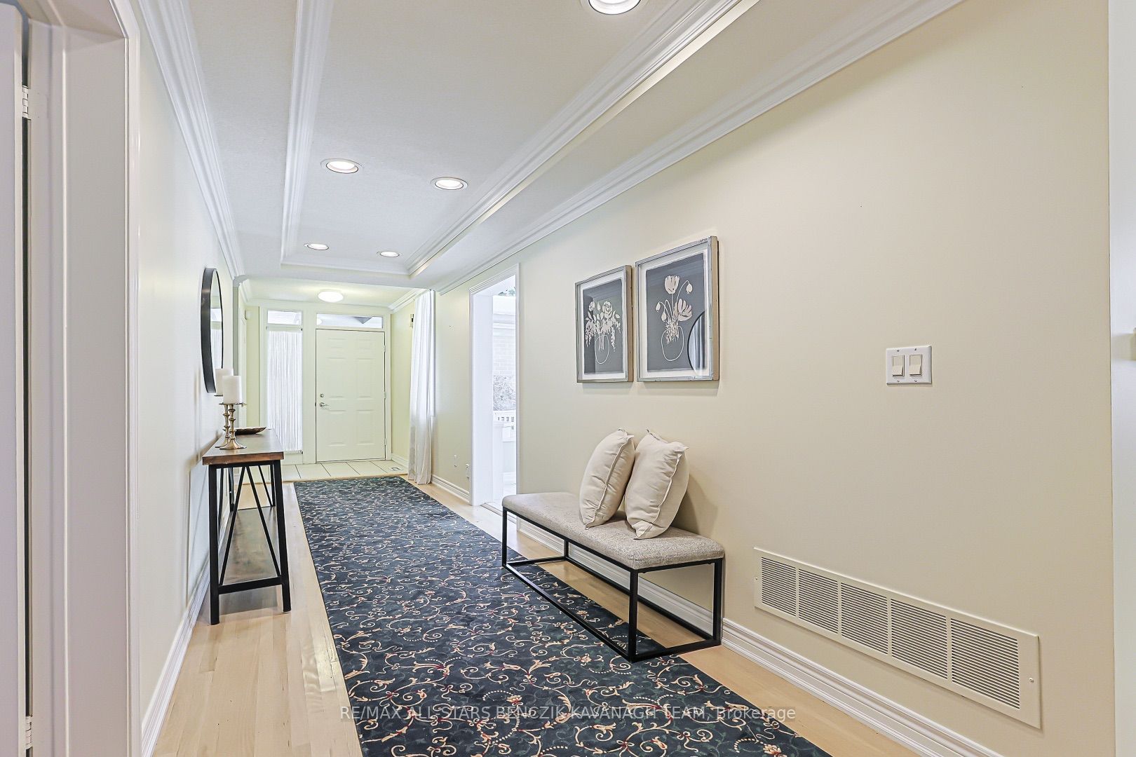 9 Warnock Green Way Property Photo 2