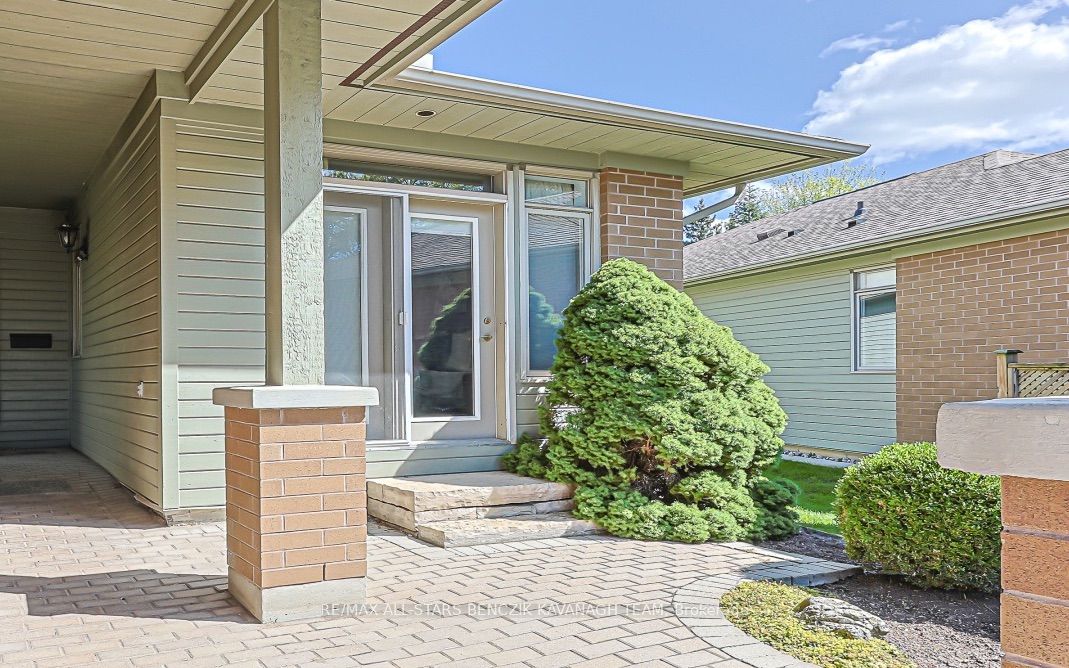 9 Warnock Green Way Property Photo 16