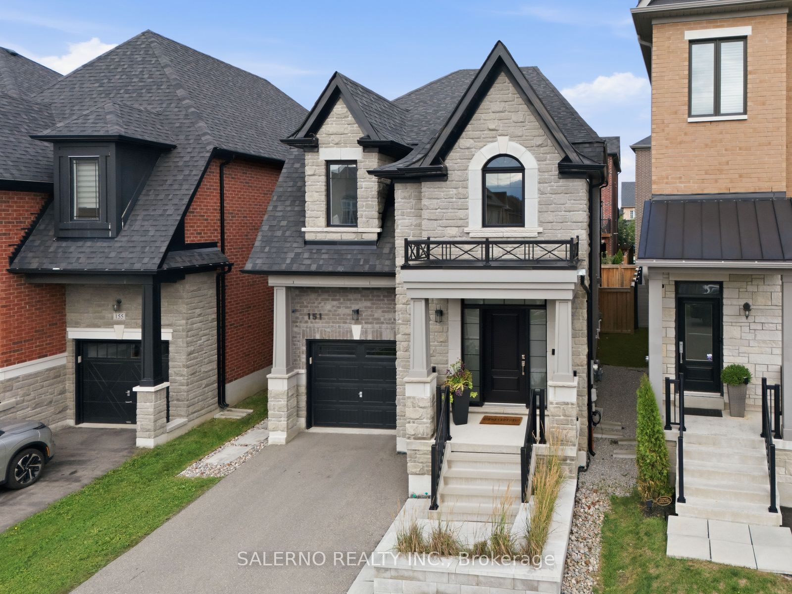 151 Vellore Park Avenue Property Photo 4