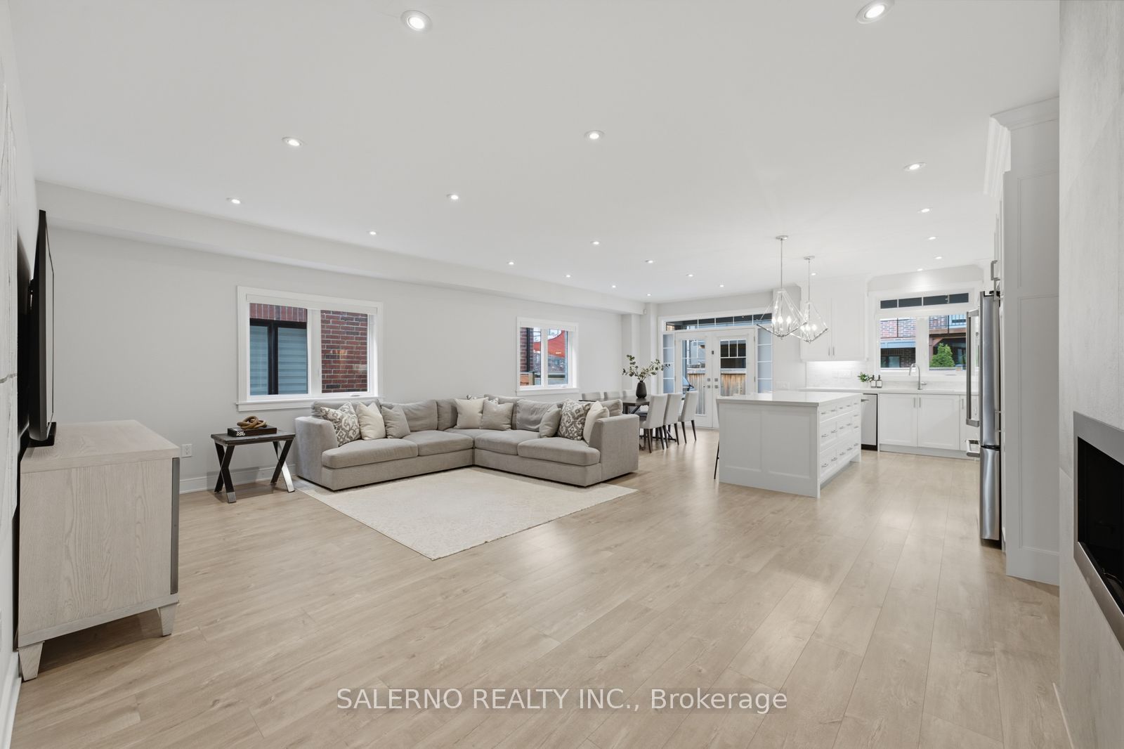 151 Vellore Park Avenue Property Photo 10