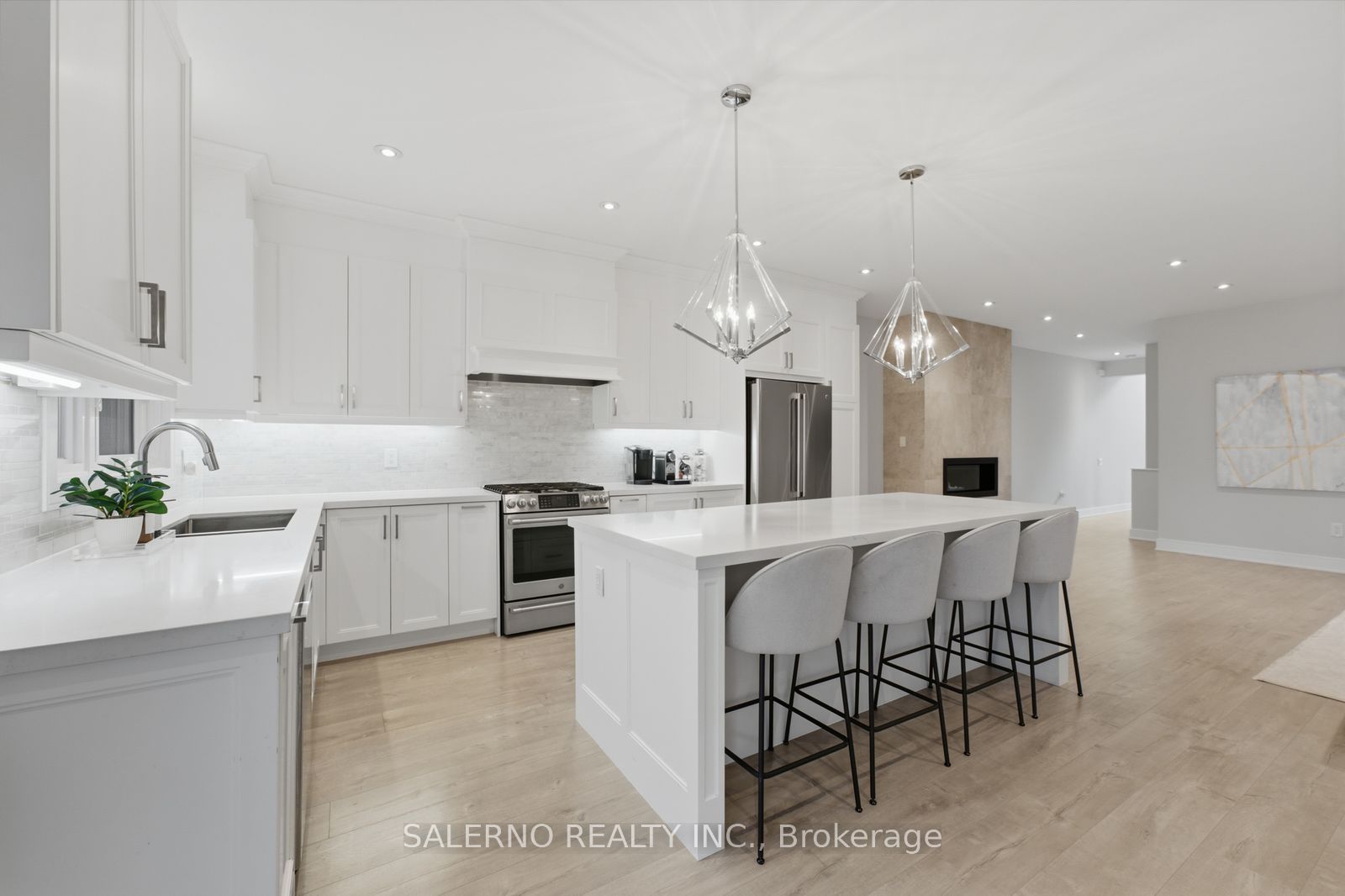 151 Vellore Park Avenue Property Photo 15