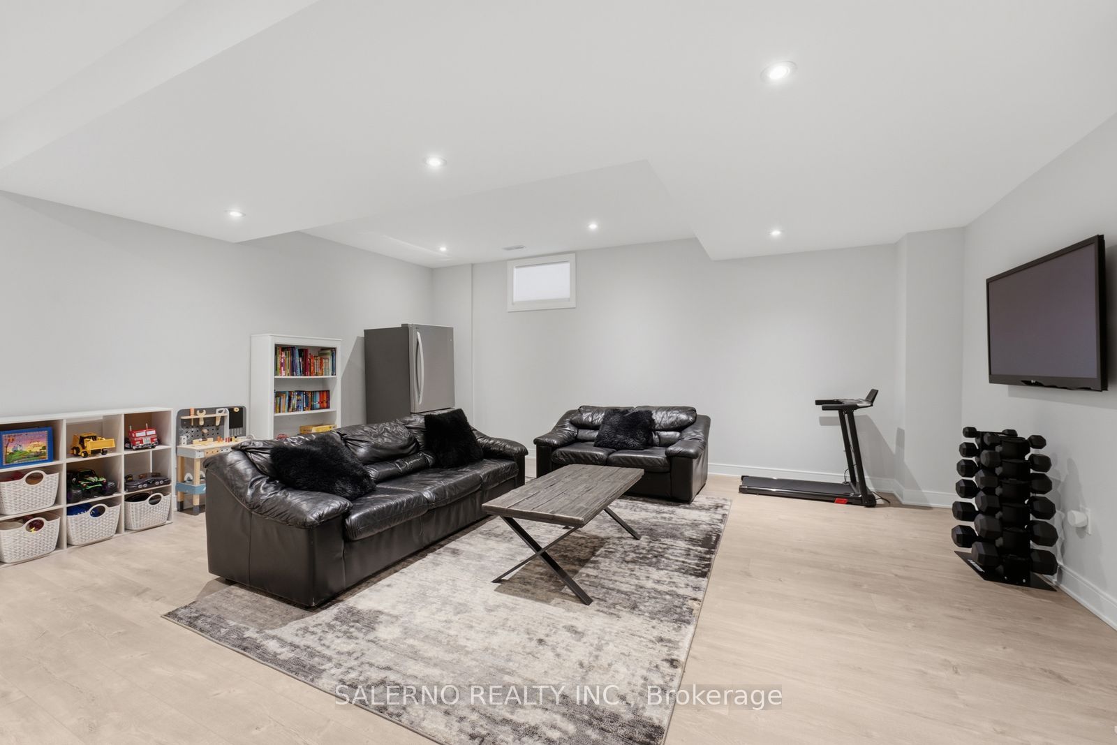 151 Vellore Park Avenue Property Photo 34
