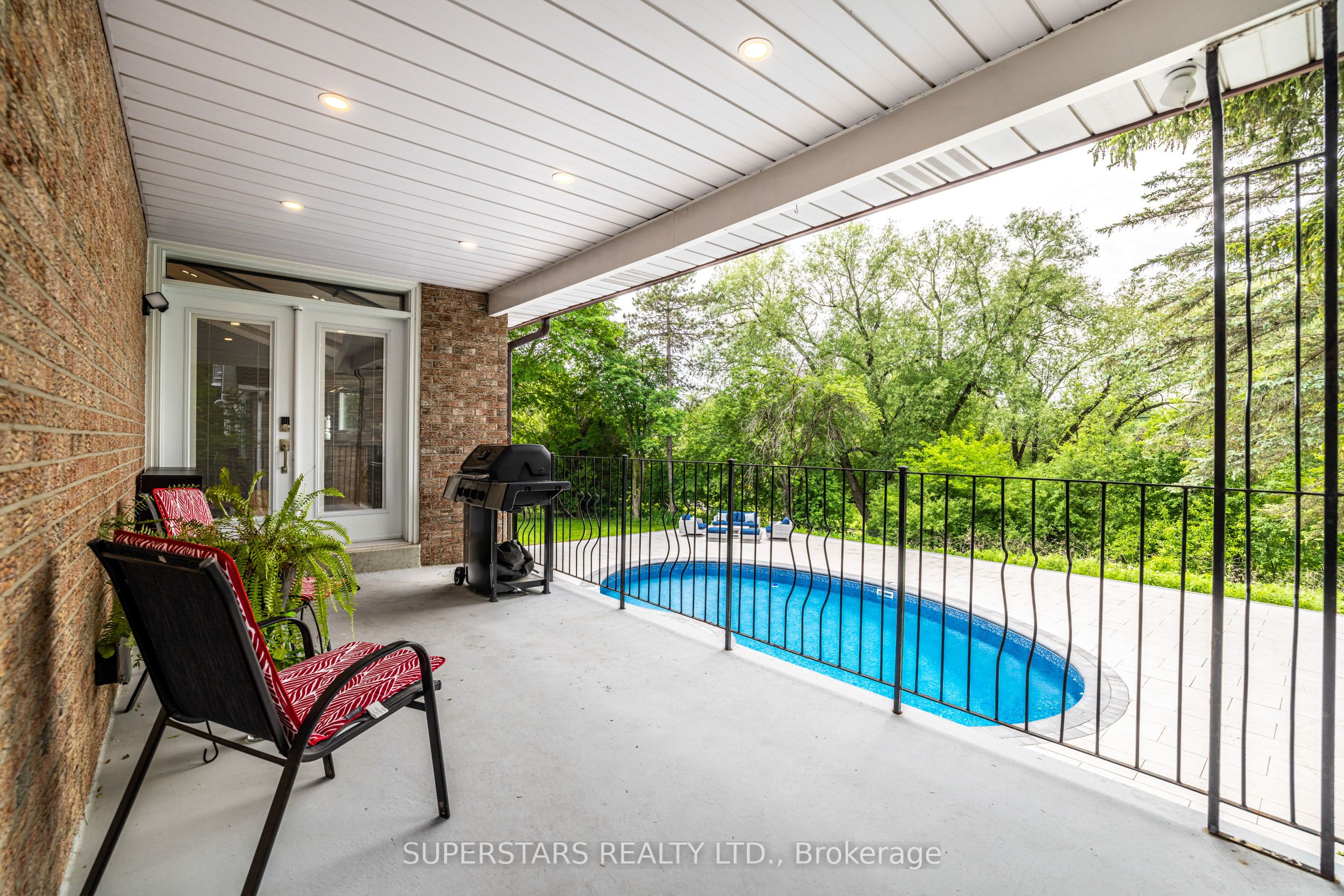 56 Cynthia Crescent Property Photo 44