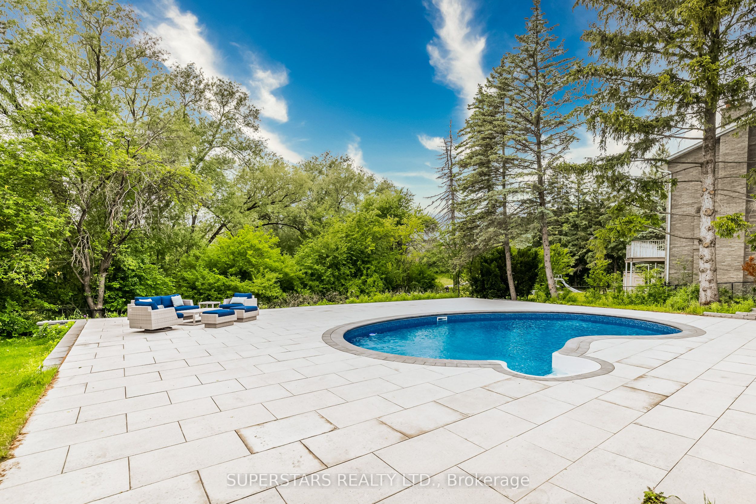 56 Cynthia Crescent Property Photo 45