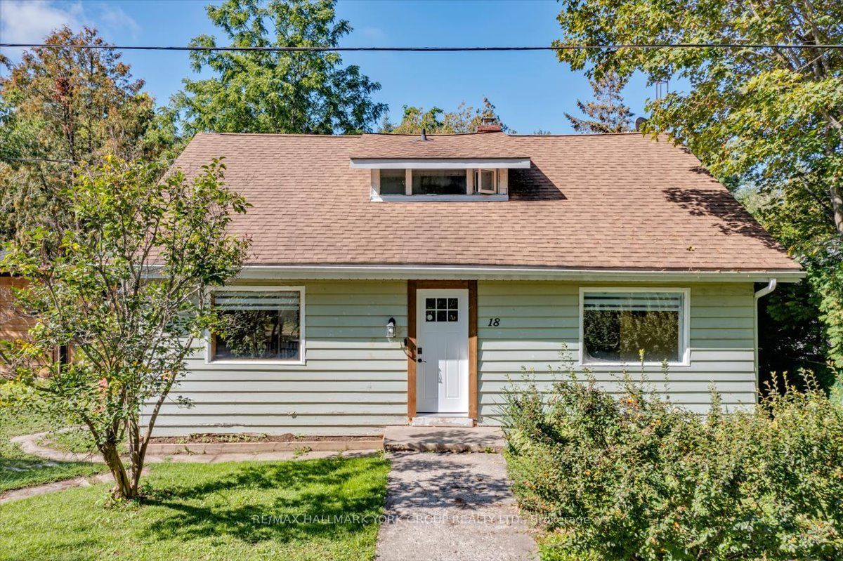 18 Ravenswood Drive Property Photo 1