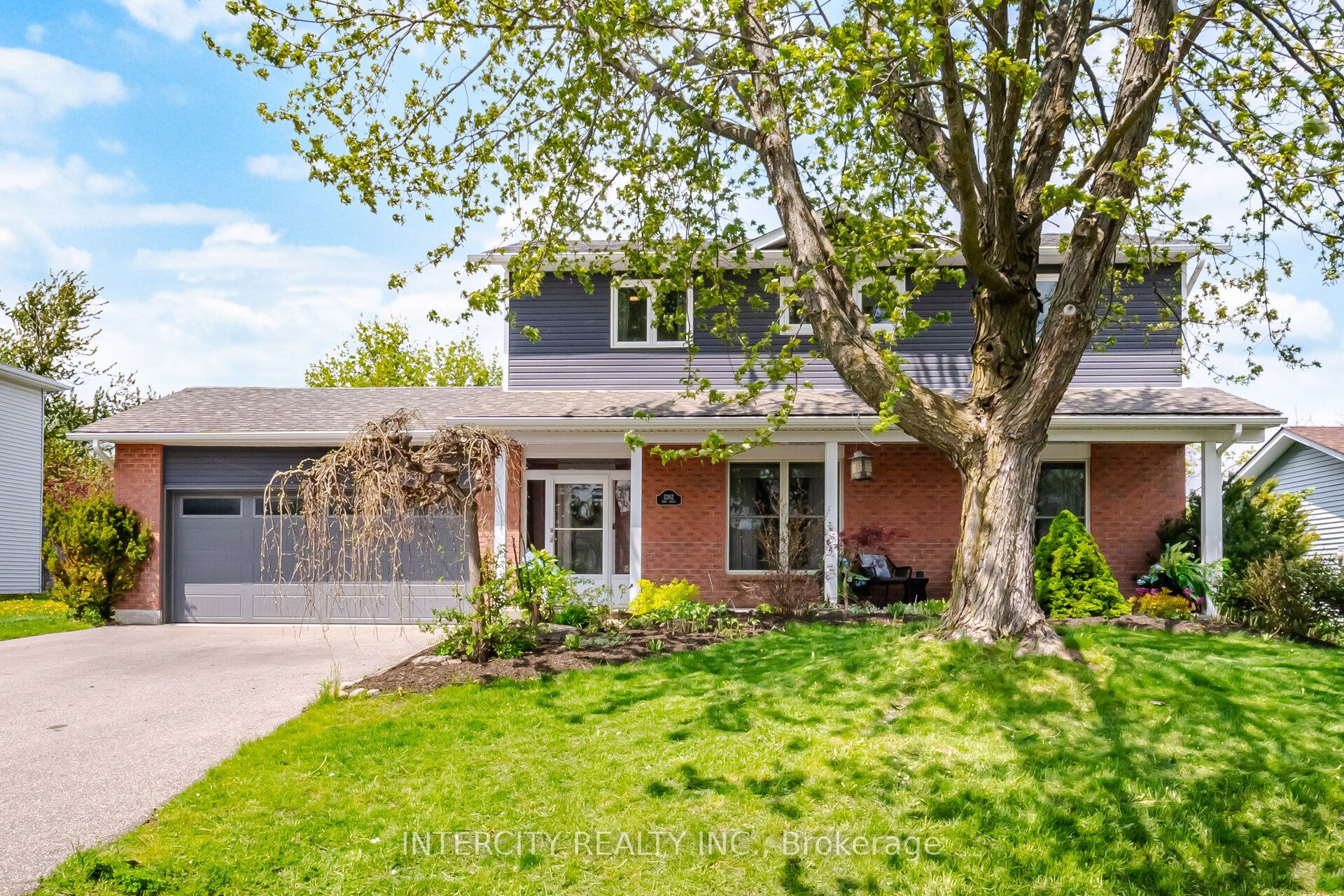 2262 Webb Street Property Photo 1