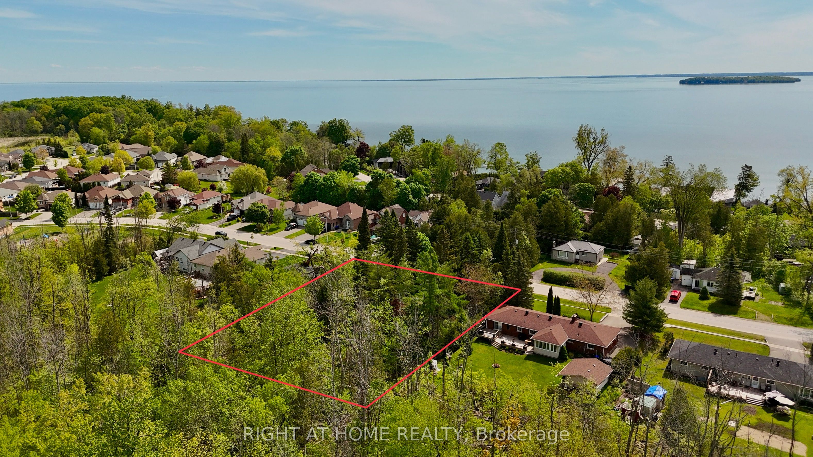 2802 Ireton Street Property Photo 8