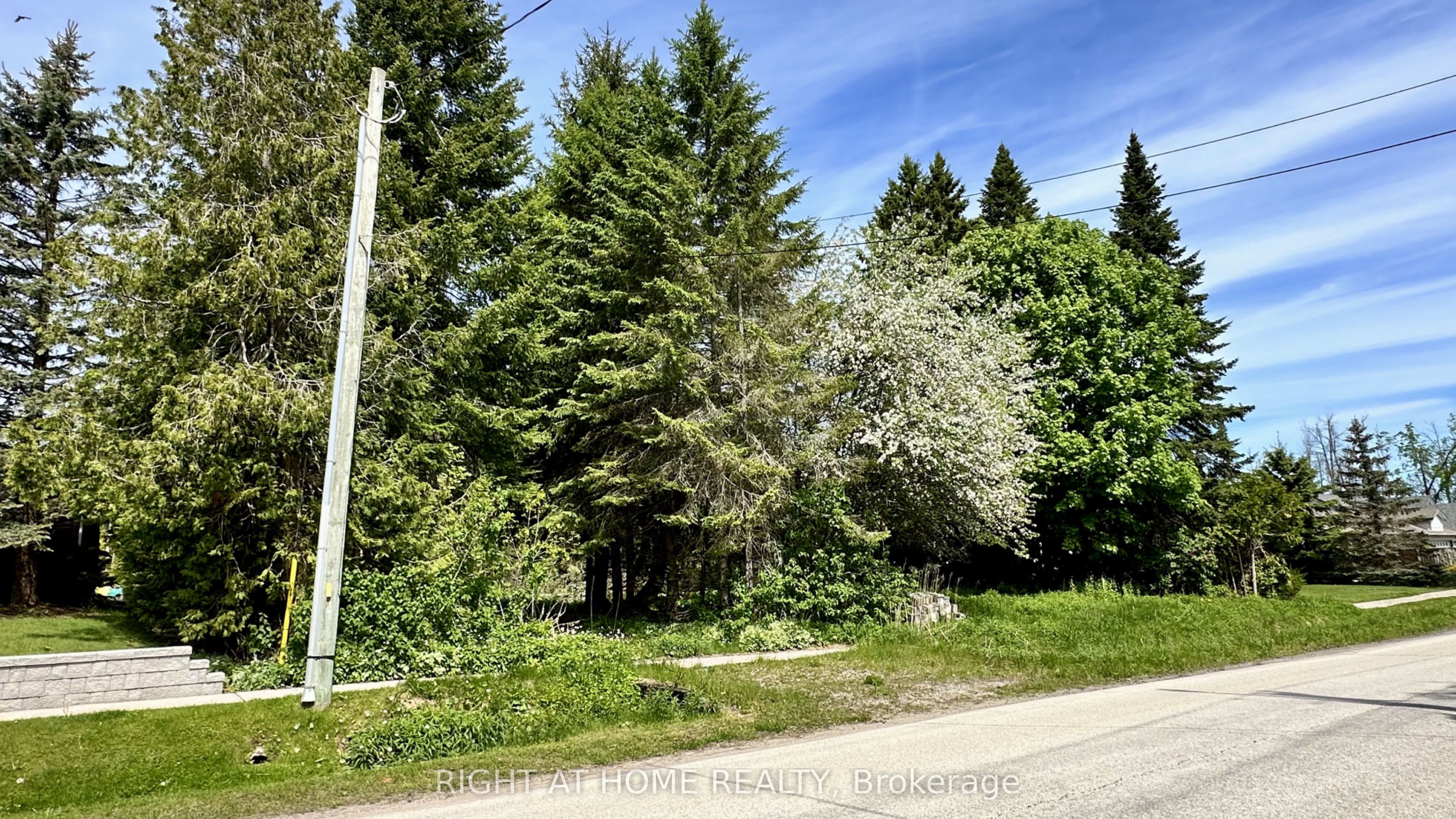 2802 Ireton Street Property Photo 11