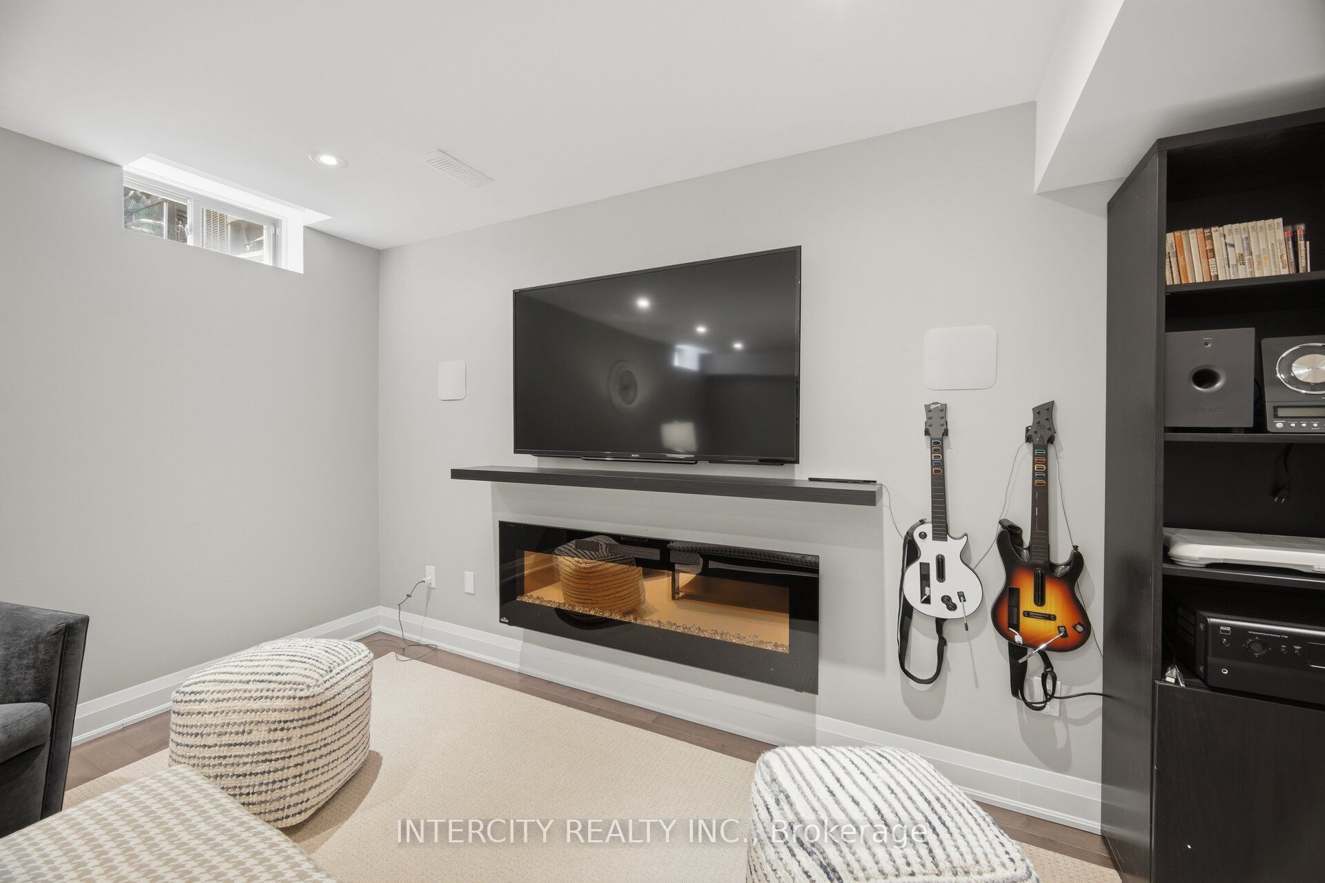 41 Caliber Court Property Photo 26