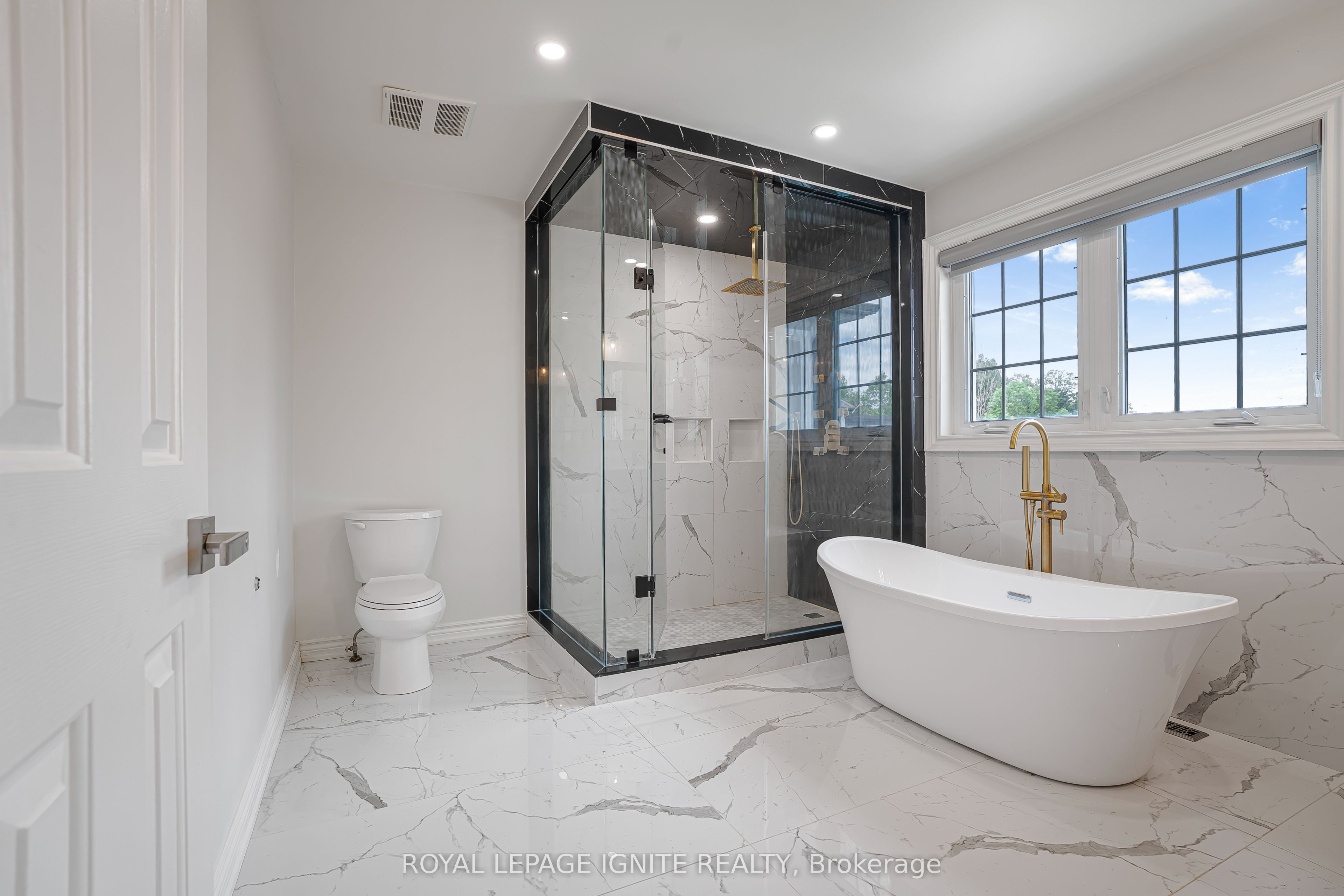 69 Raeview Drive Property Photo 20