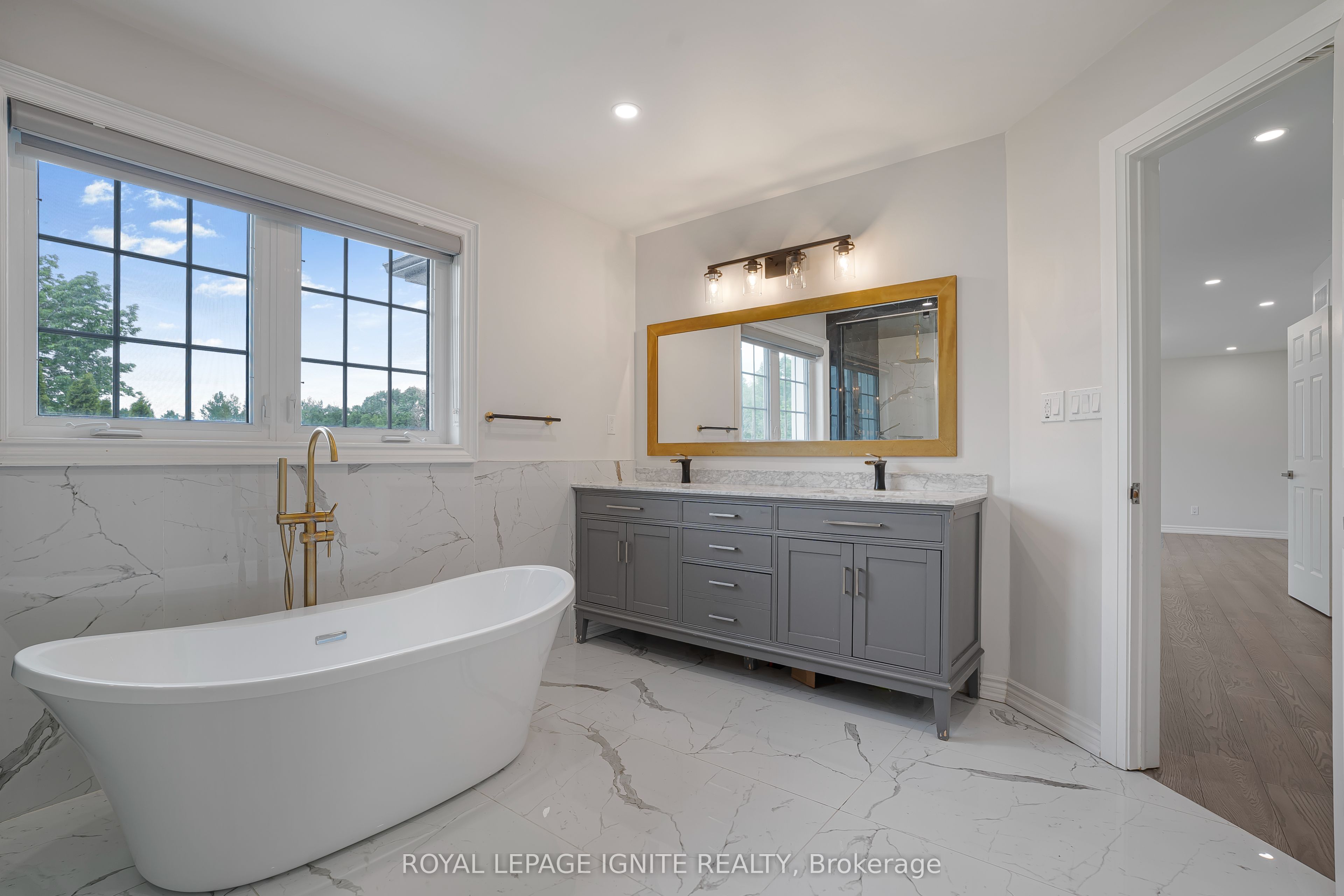 69 Raeview Drive Property Photo 21