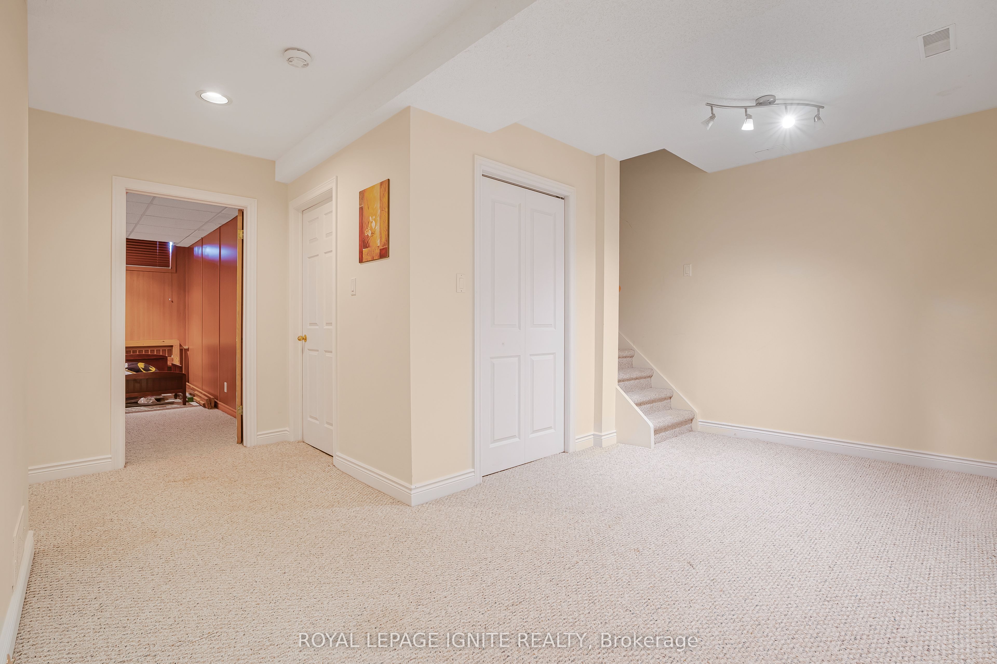 69 Raeview Drive Property Photo 37