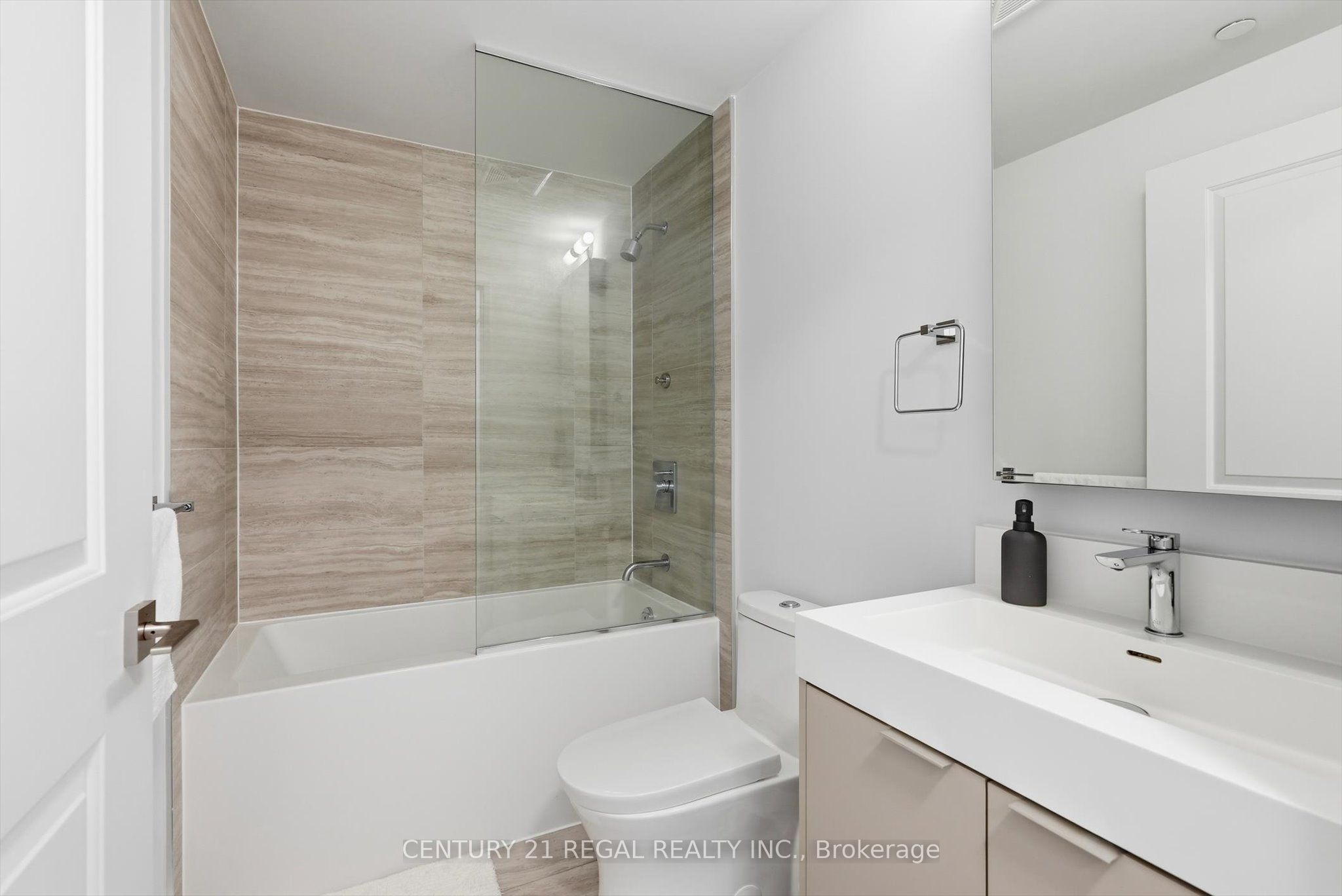 2920 Highway 7 1109 Property Photo 20