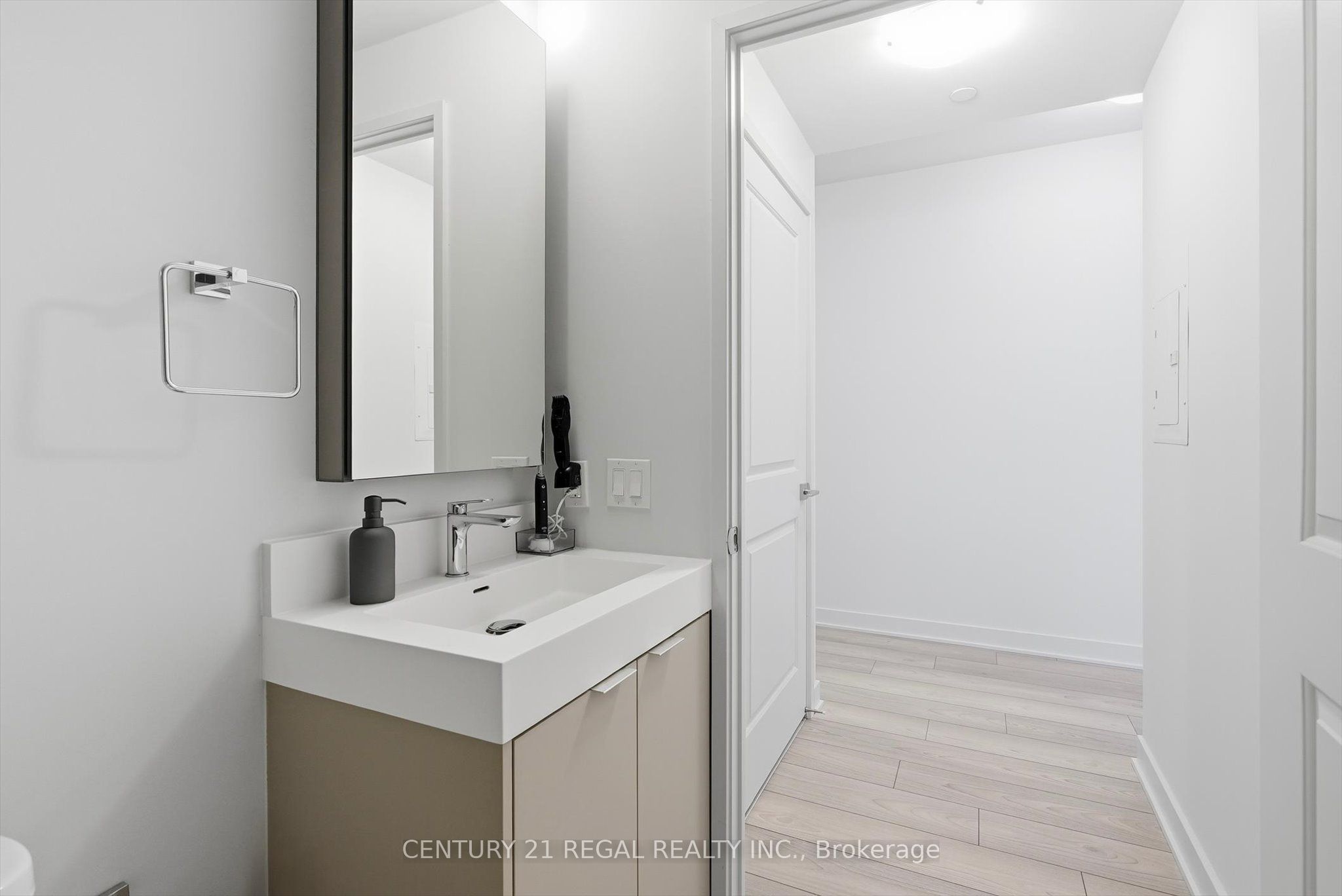 2920 Highway 7 1109 Property Photo 21