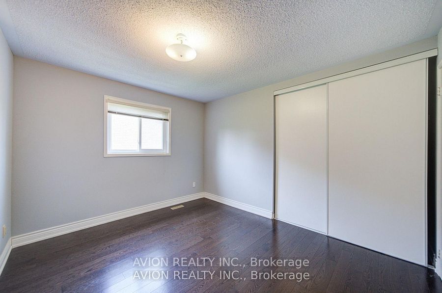 29 Charrington Crescent Property Photo 17