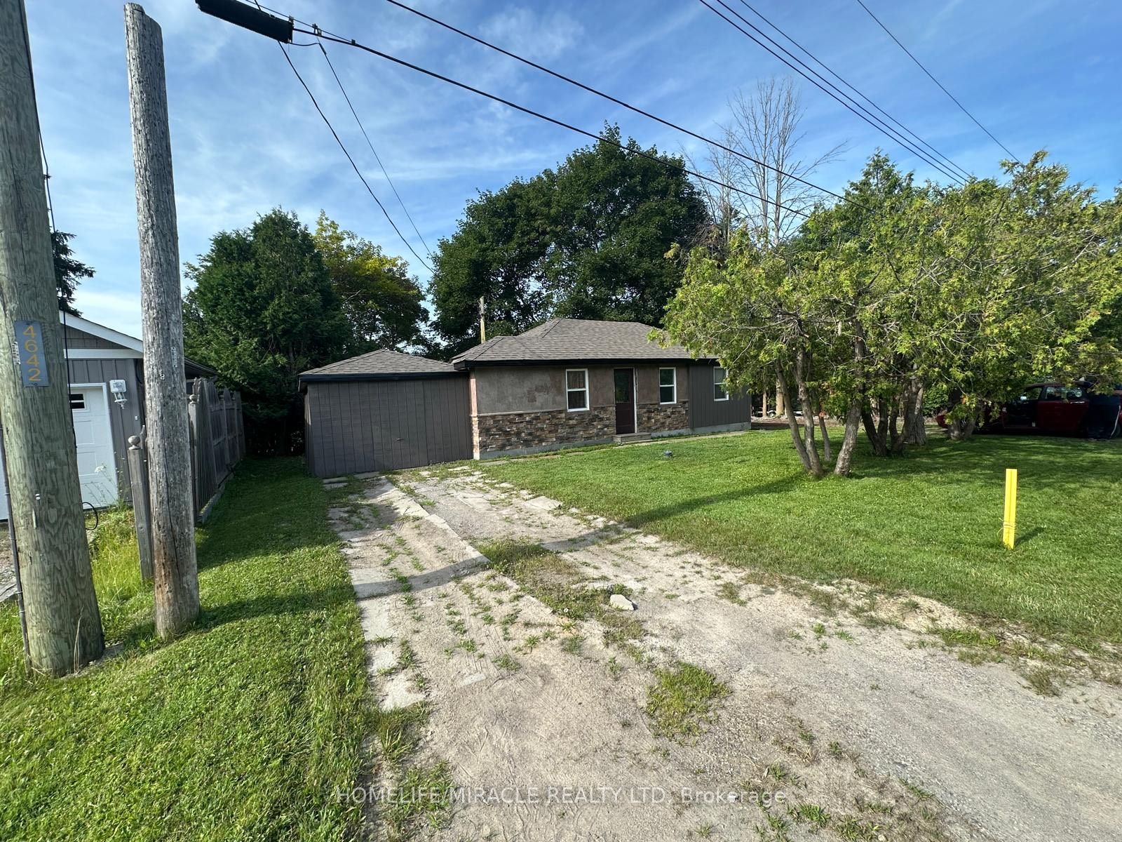 164 Riverbank Drive Property Photo 8