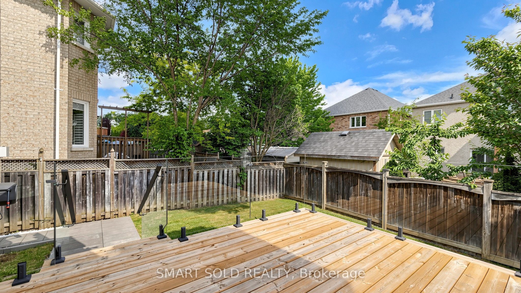 61 Aladdin Crescent Property Photo 46