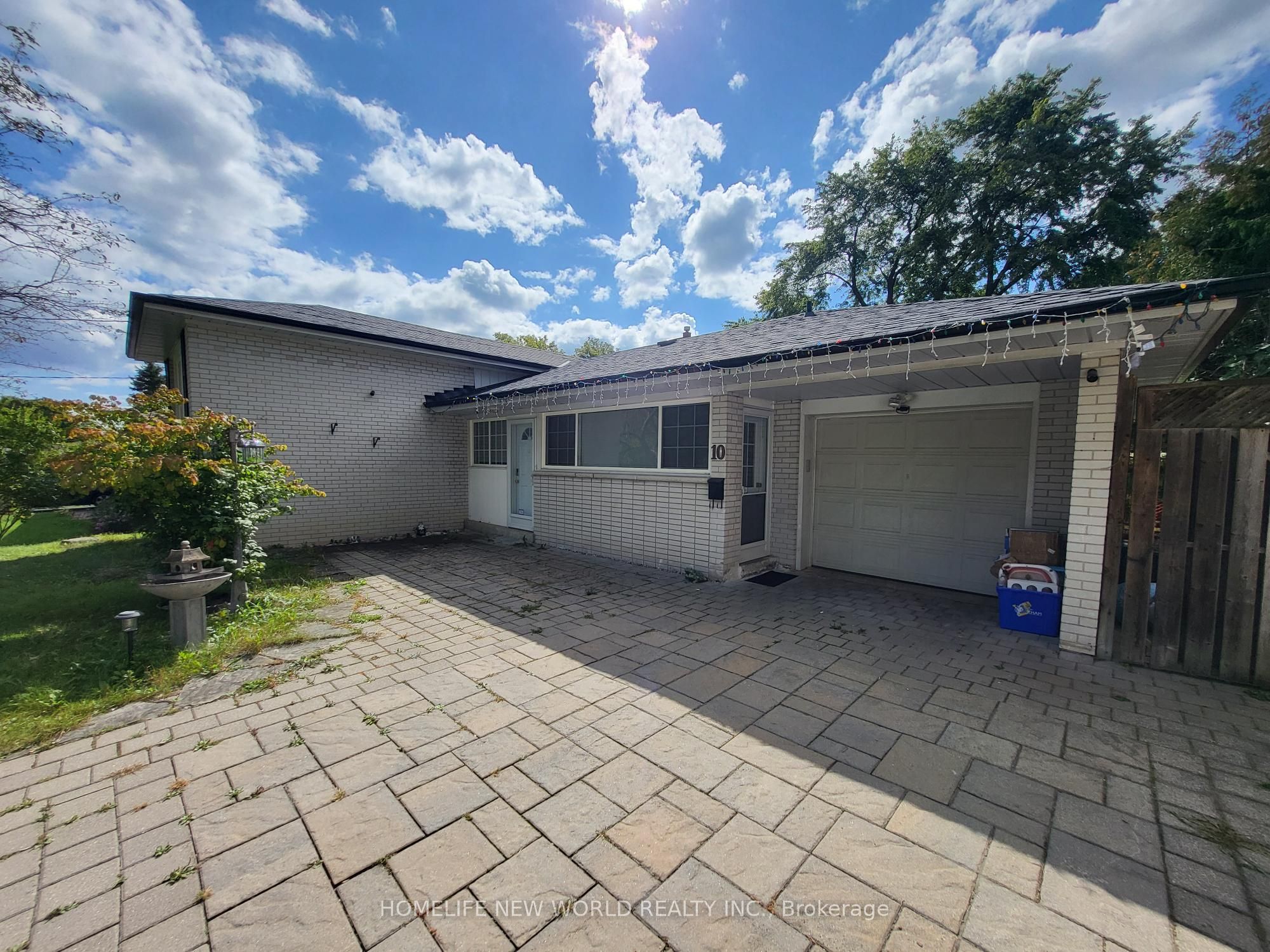 10 Alanadale Avenue Property Photo 2