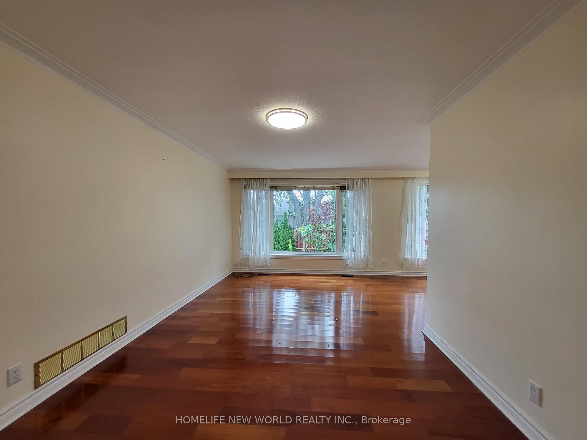 10 Alanadale Avenue Property Photo 6
