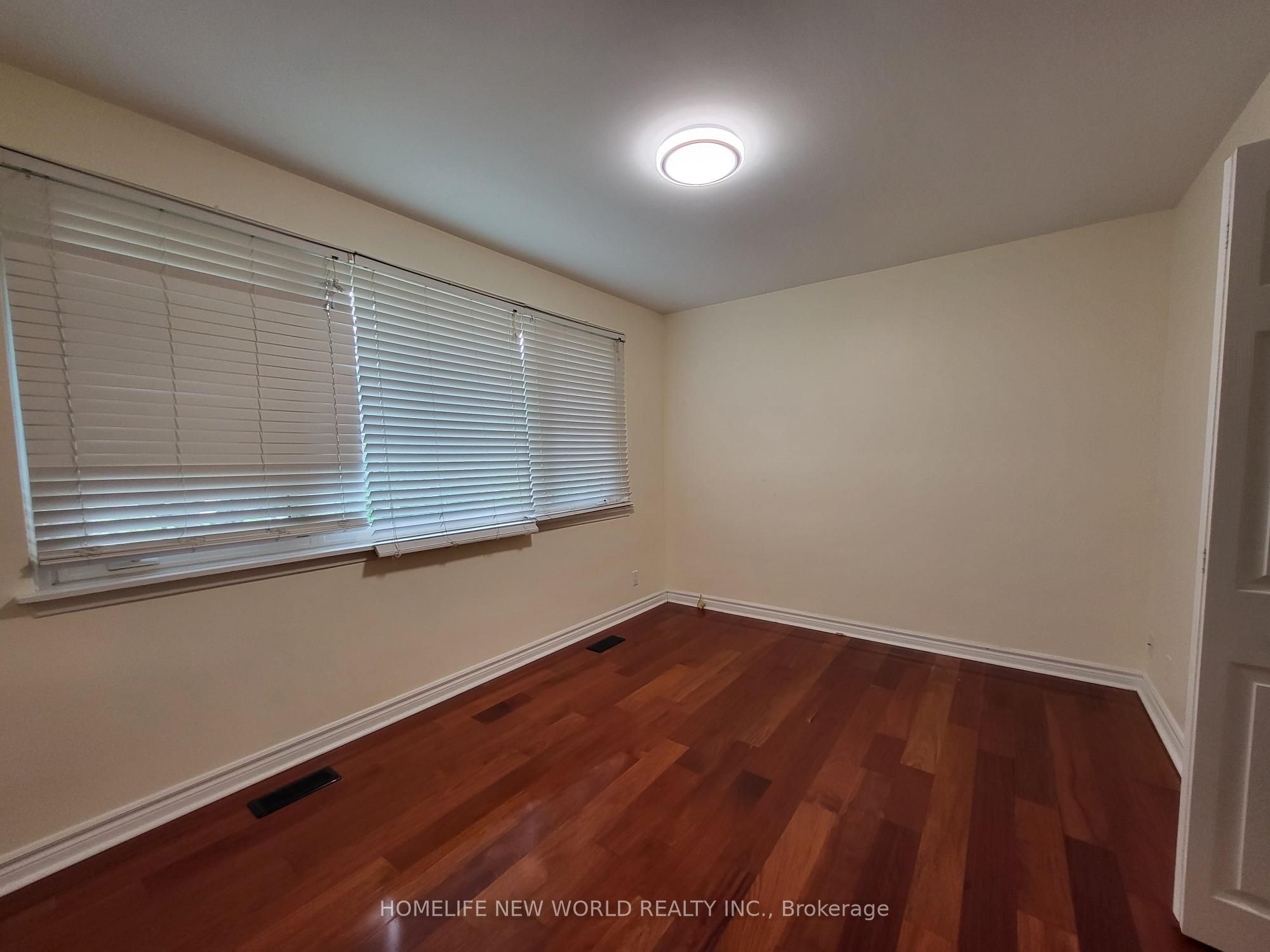 10 Alanadale Avenue Property Photo 8