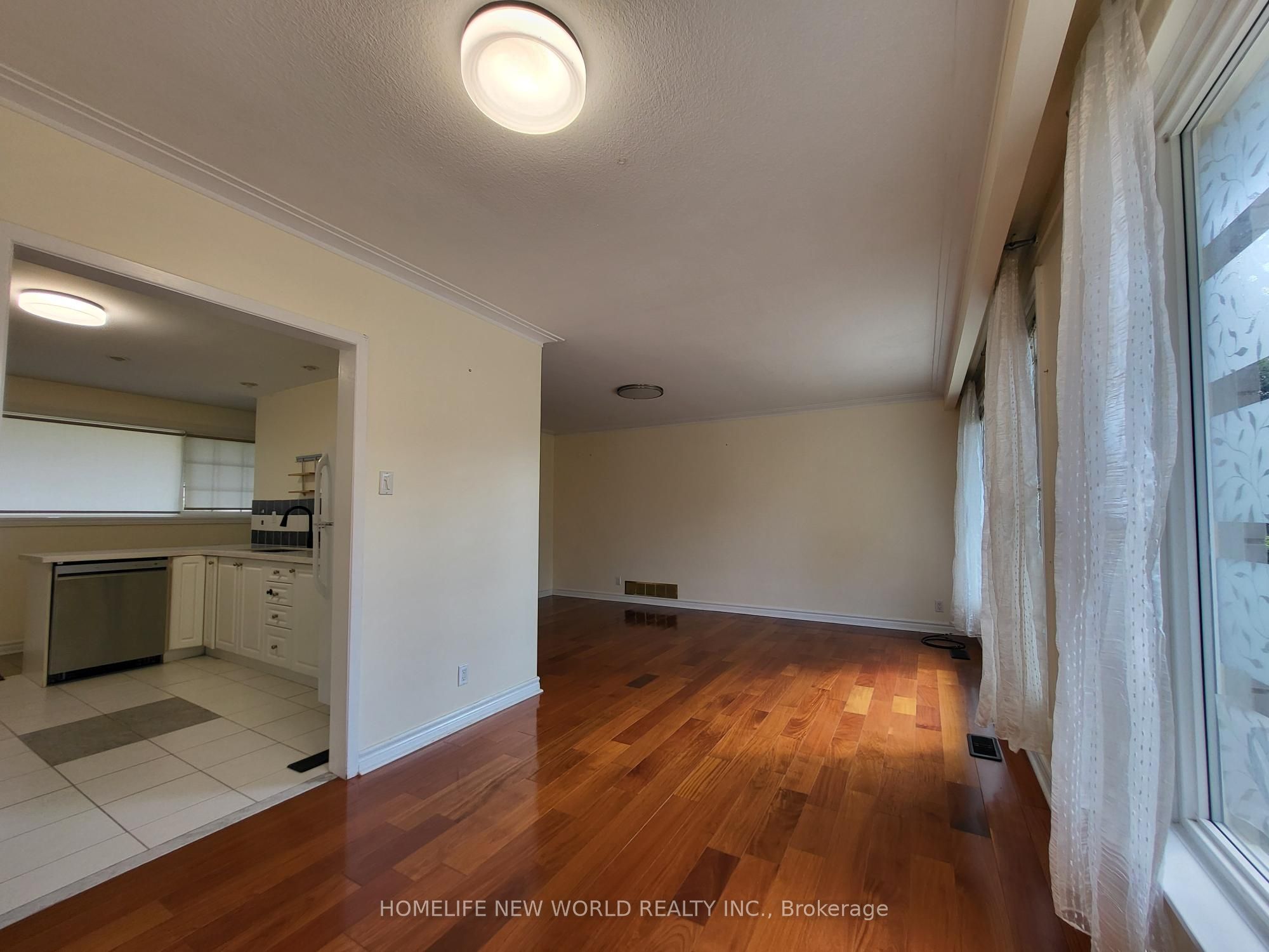 10 Alanadale Avenue Property Photo 17