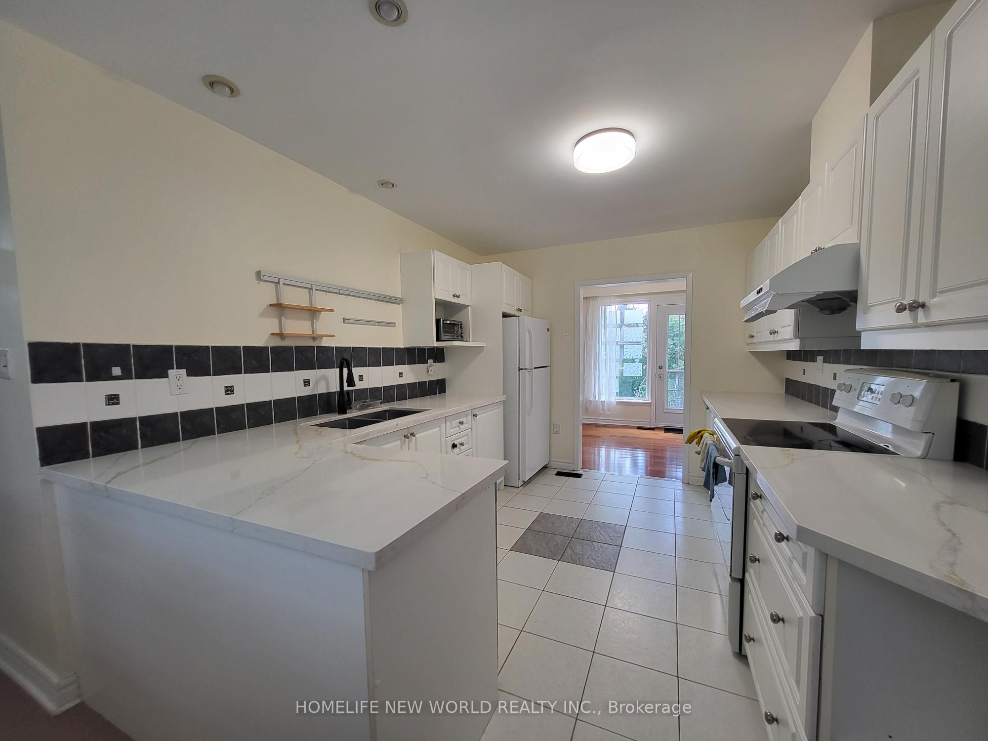 10 Alanadale Avenue Property Photo 18