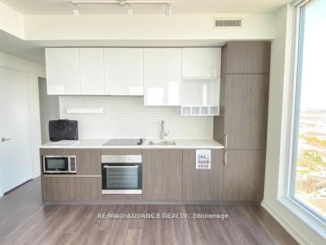 898 Portage Parkway 5103 Property Photo 5