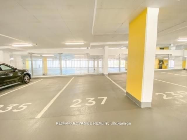 898 Portage Parkway 5103 Property Photo 20