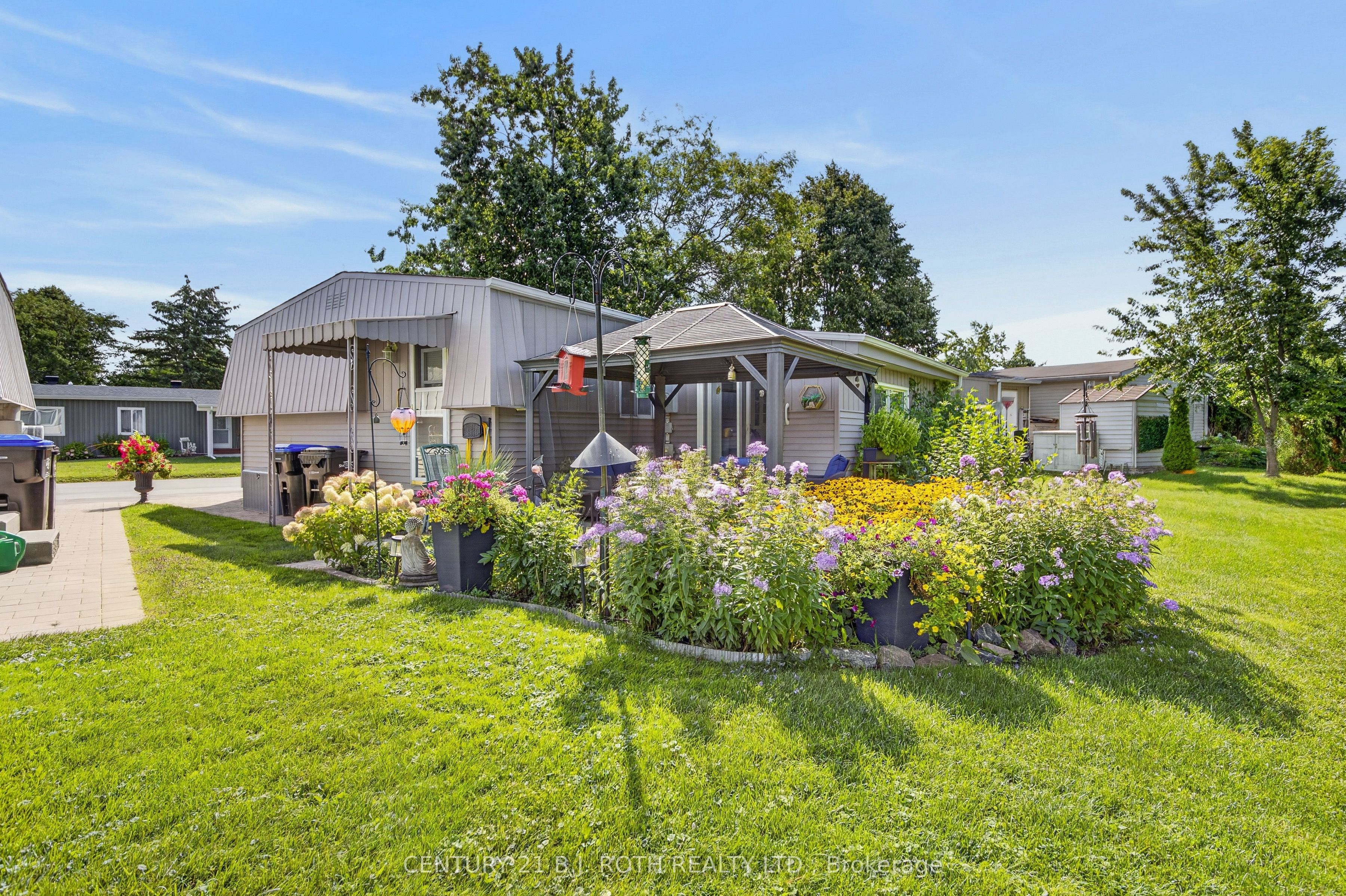 18 Belle Isle Arm Property Photo 14