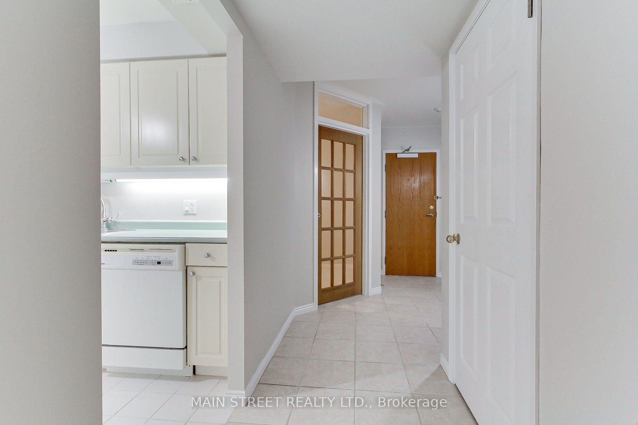 85 W Wellington Street W 306 Property Photo 7