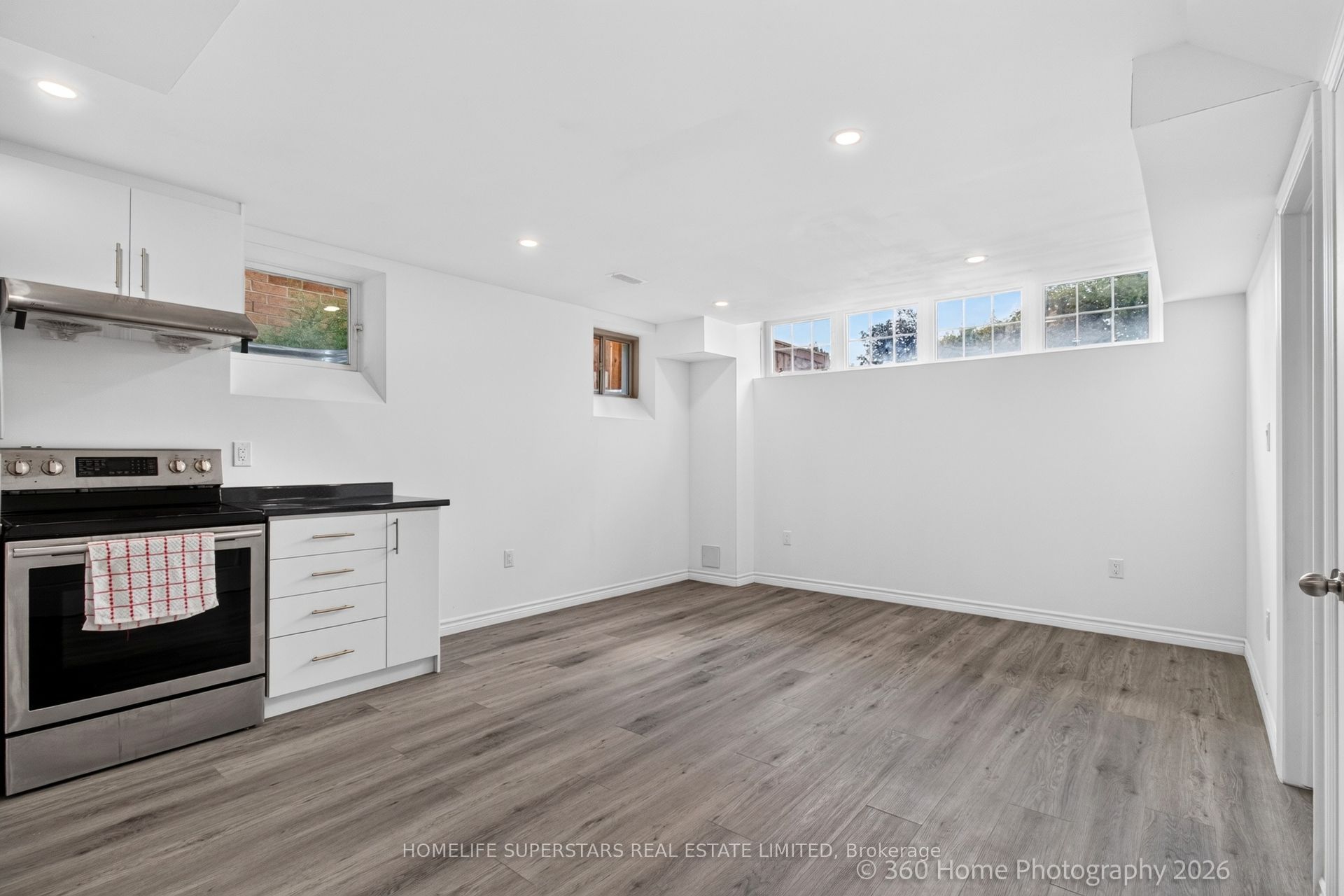 84 Bell Avenue Property Photo 39