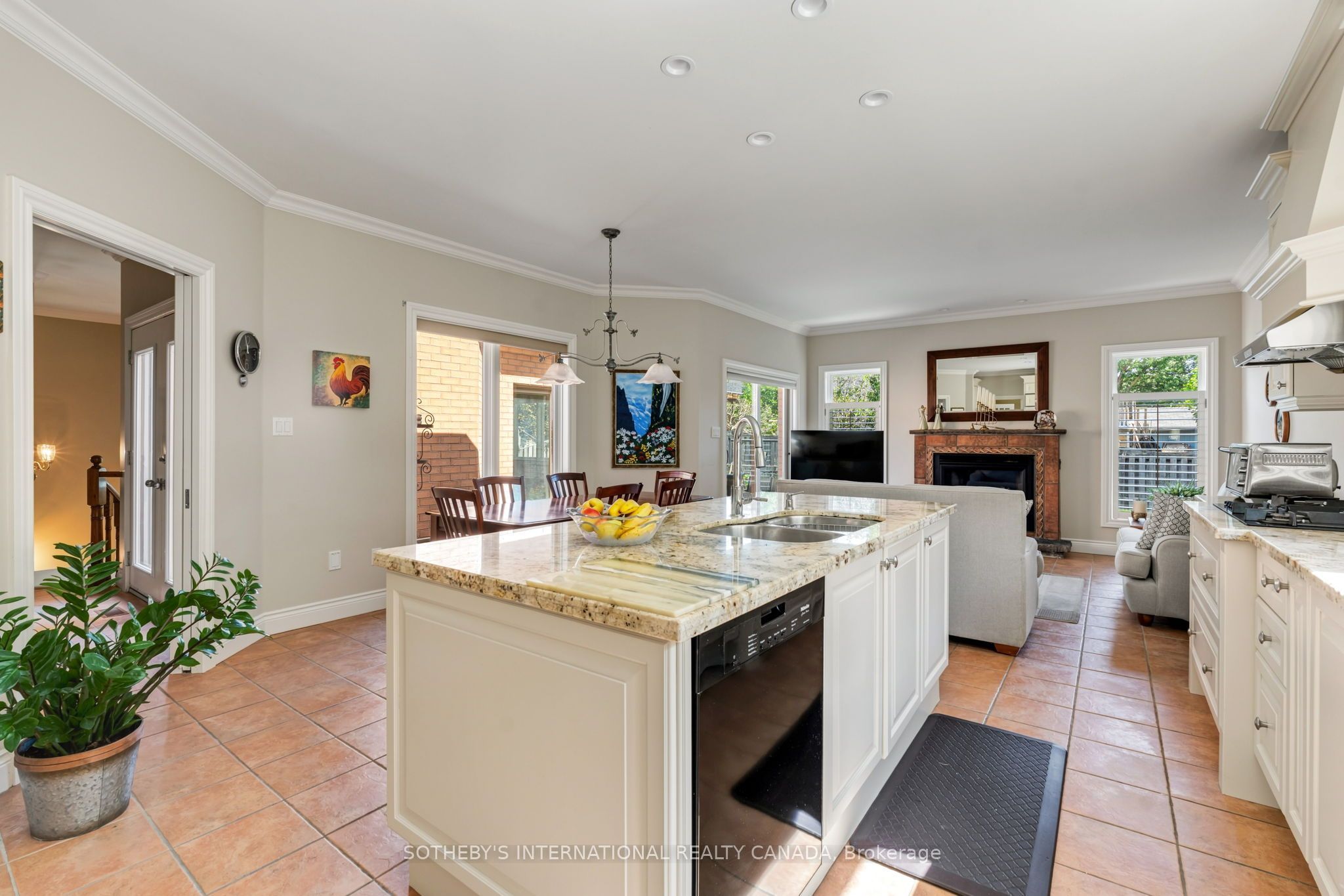 83 Burndean Court Property Photo 17