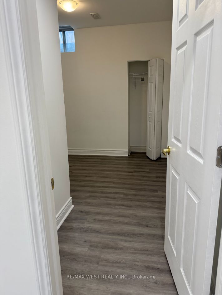 1805 Emberton Way Property Photo 7