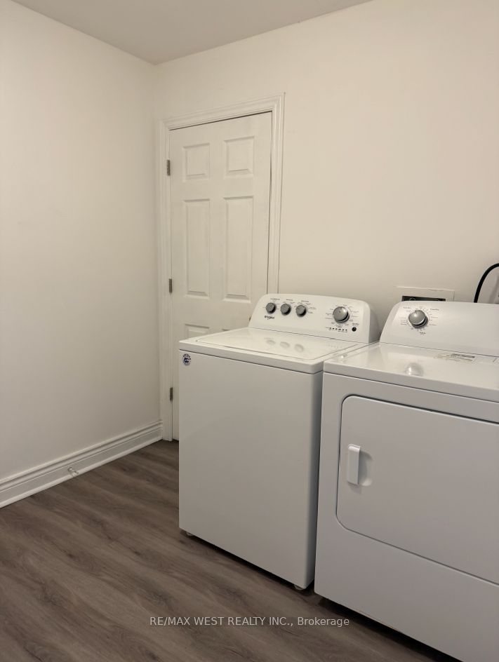 1805 Emberton Way Property Photo 9