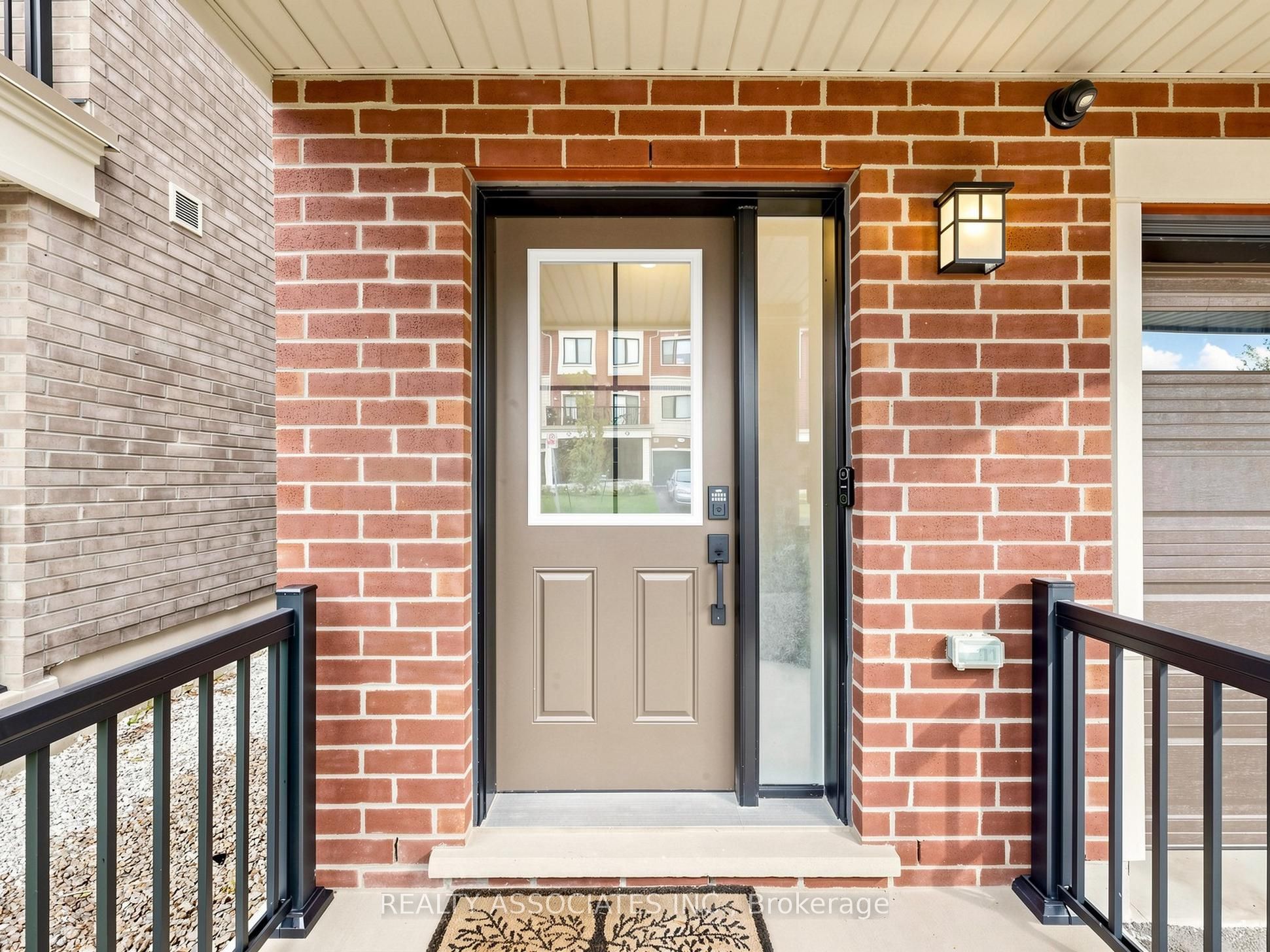 14 Baker Hill Boulevard Property Photo 2