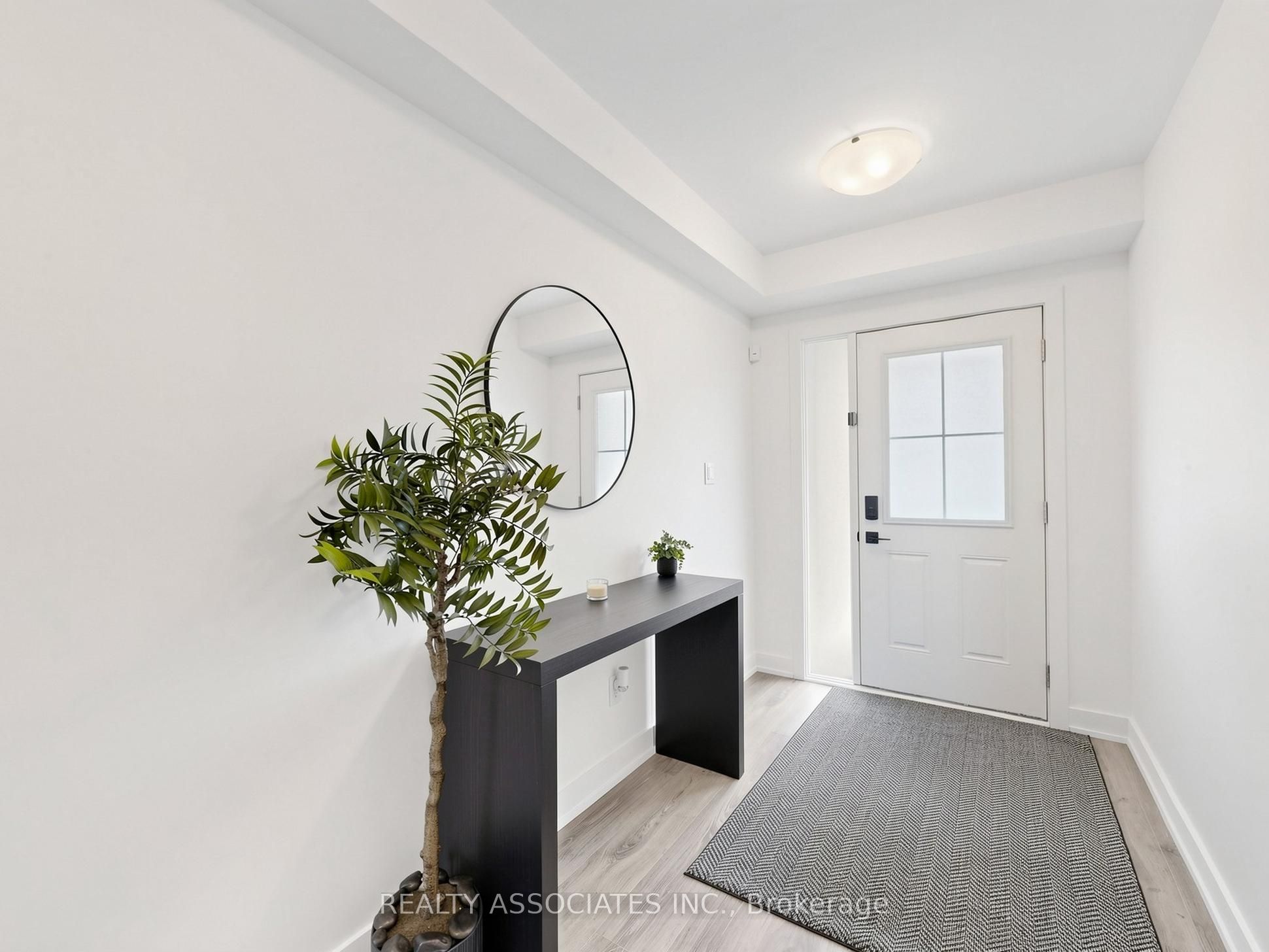 14 Baker Hill Boulevard Property Photo 3