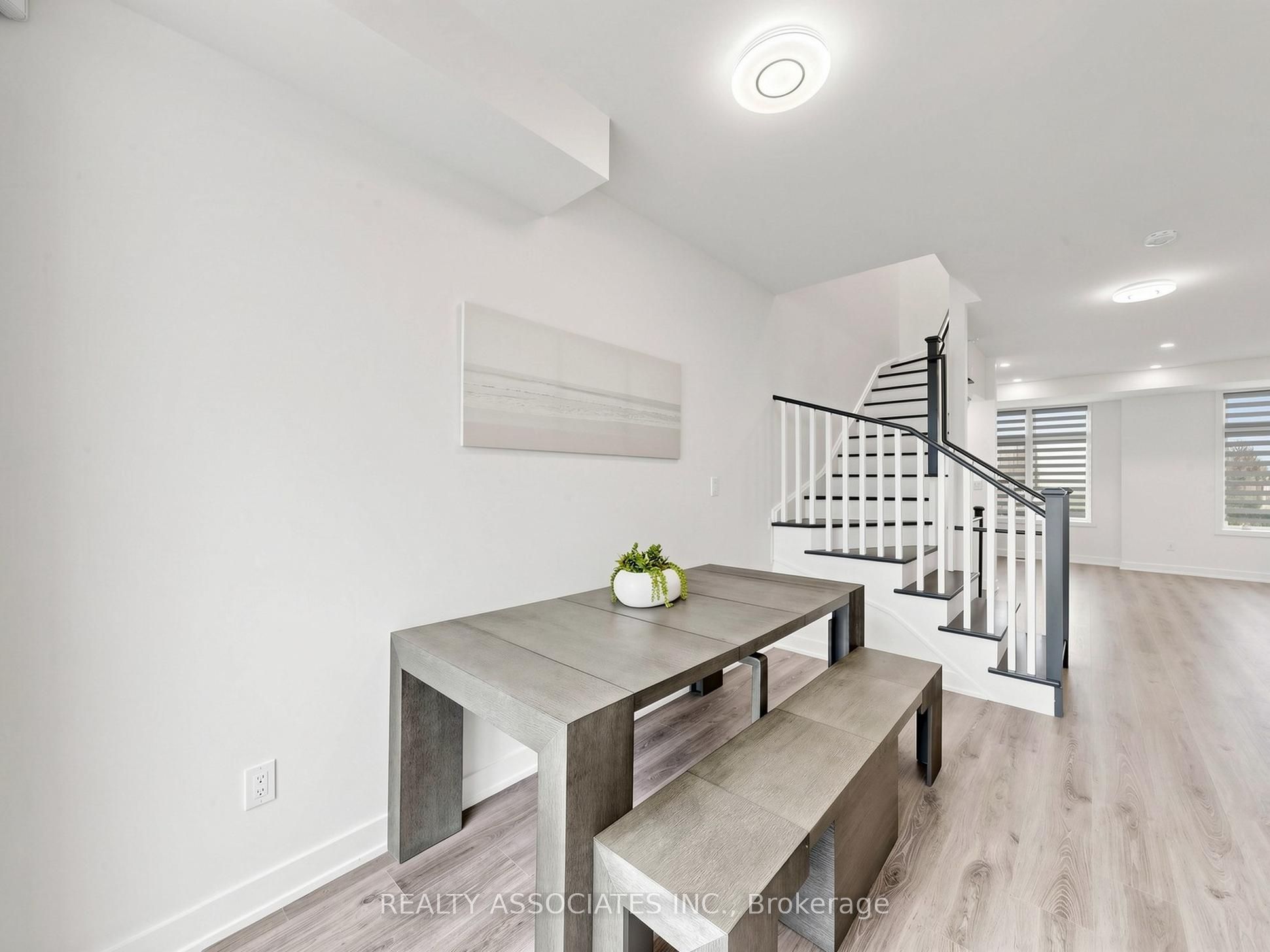 14 Baker Hill Boulevard Property Photo 16
