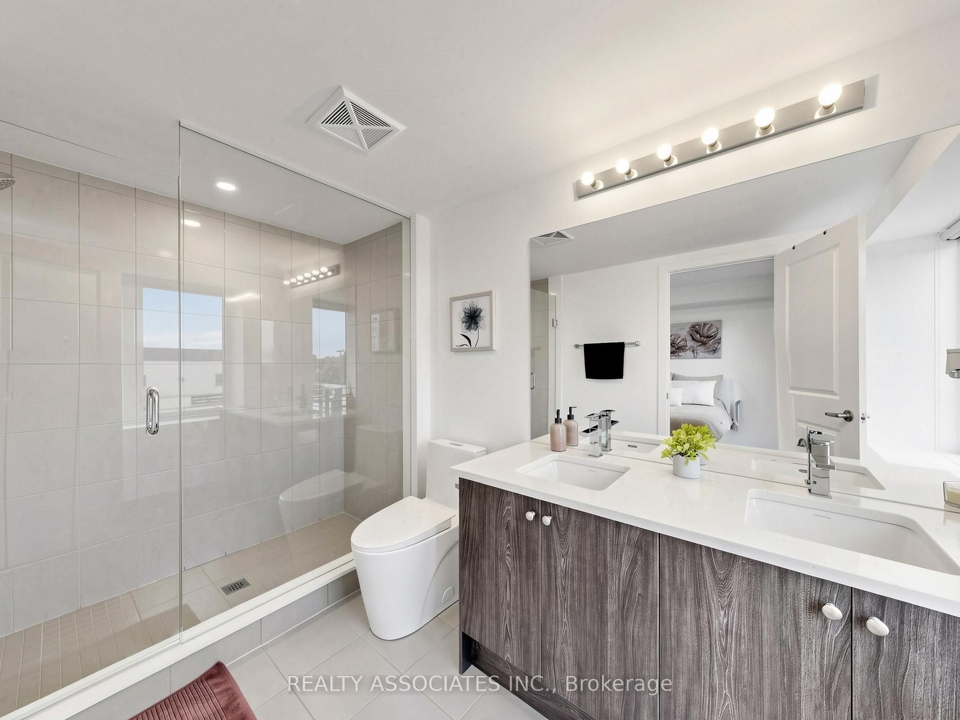 14 Baker Hill Boulevard Property Photo 26