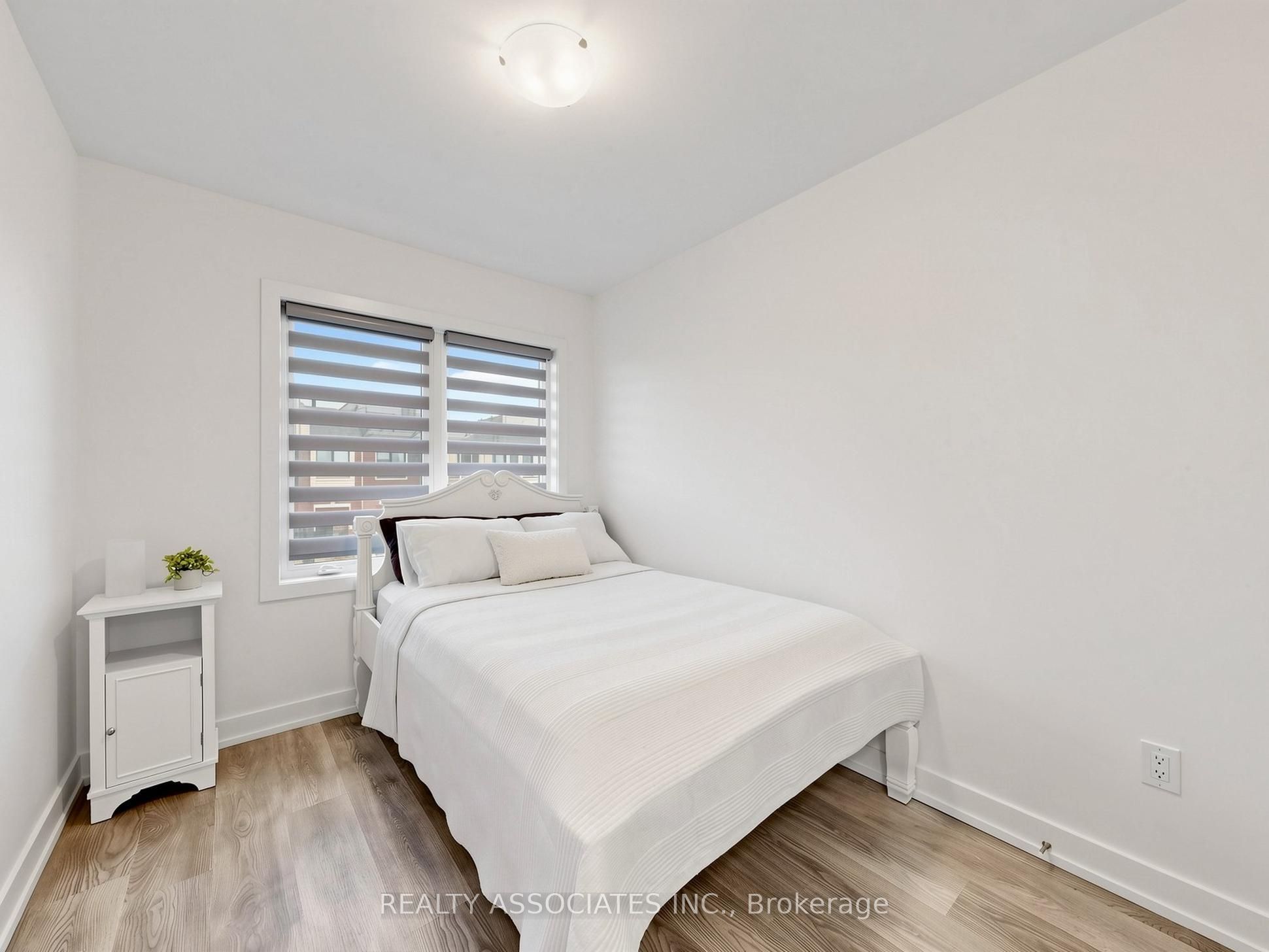 14 Baker Hill Boulevard Property Photo 27
