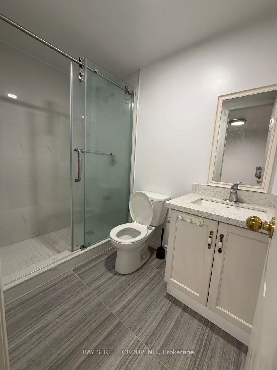 185 Manhattan Drive Basement Property Photo 10